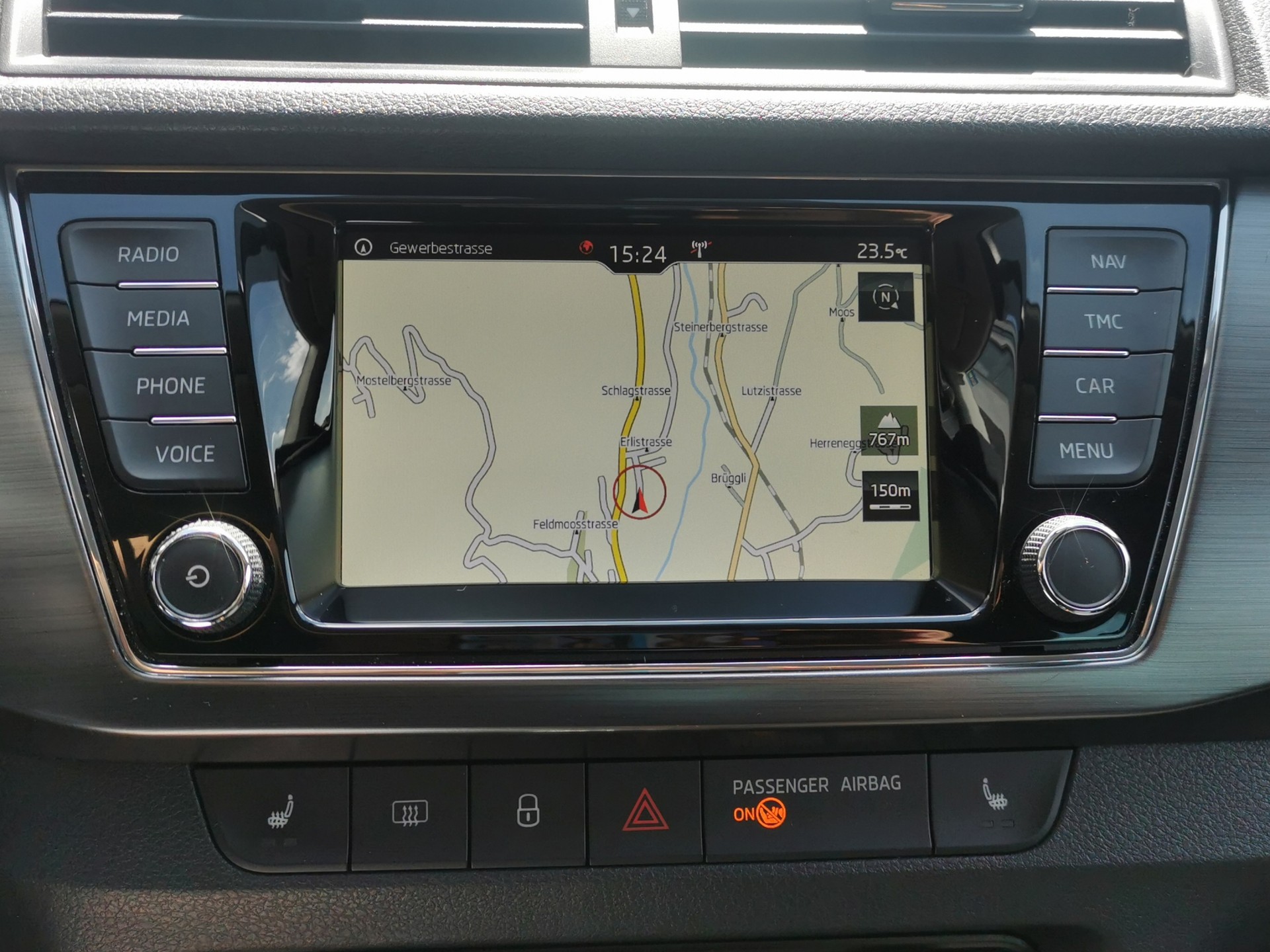 SKODA Fabia 1.0 TSI Ambition-image-17