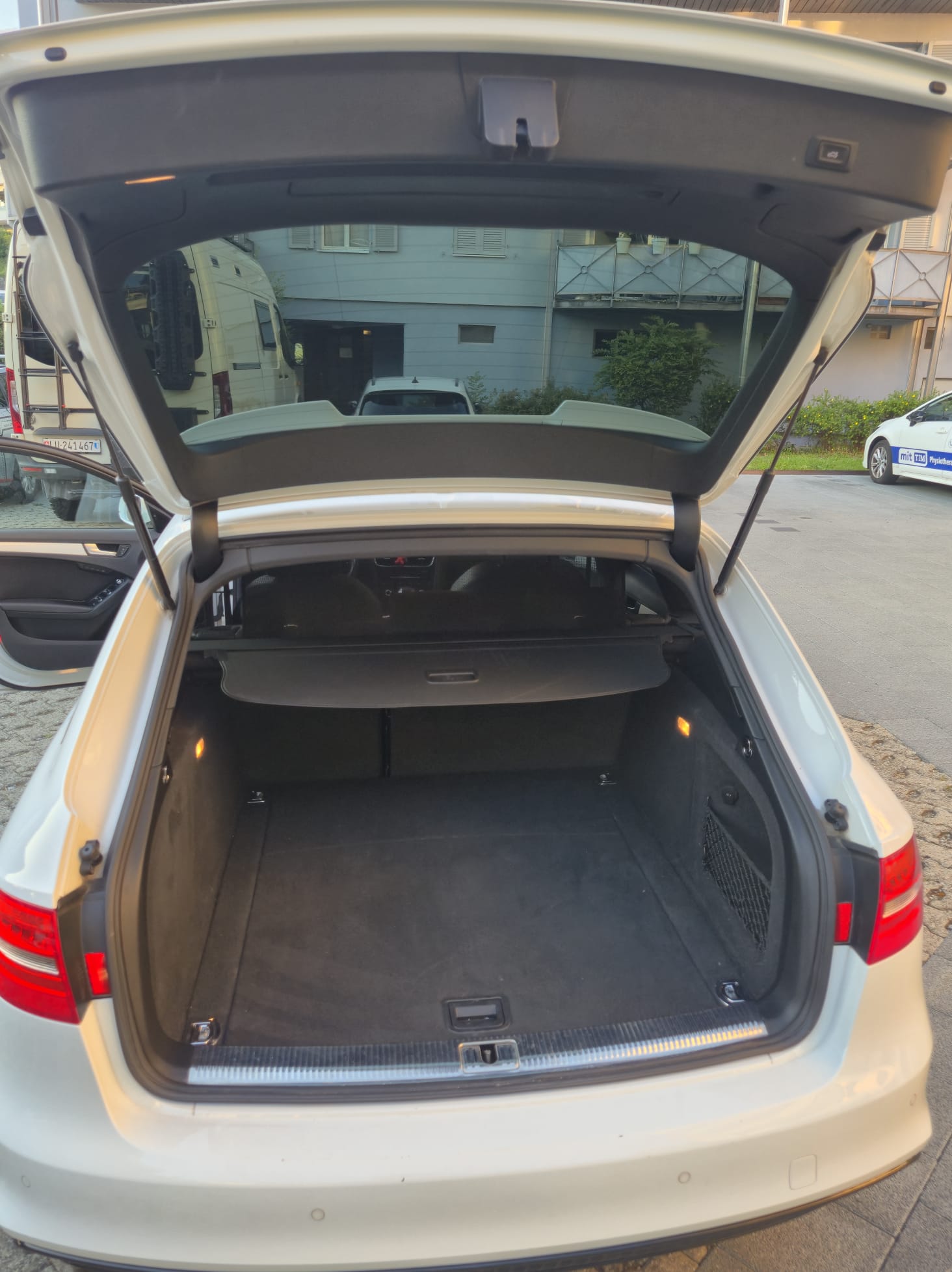 AUDI 2.0 TDI 190 M-Tronic-image-8