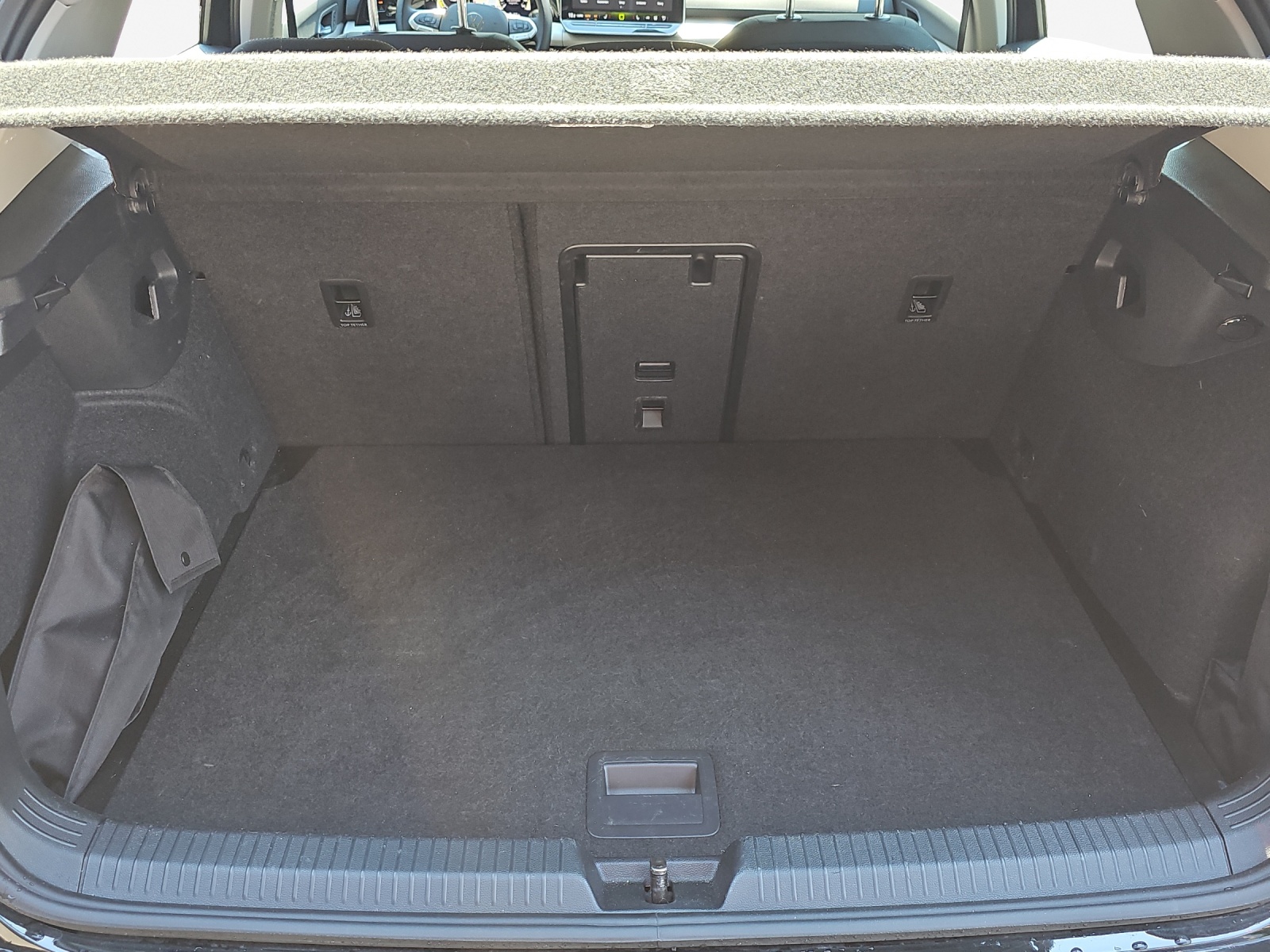 VW Golf 1.5 e TSI mHEV Life DSG-image-12