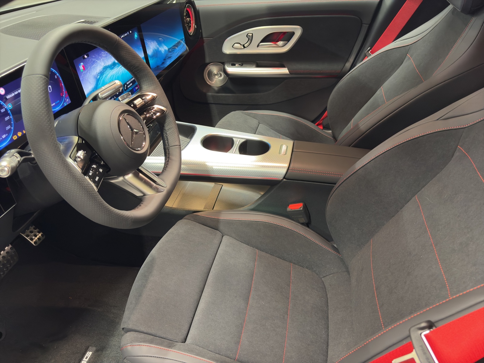 MERCEDES-BENZ CLA 220 4M Shooting Brake-image-8