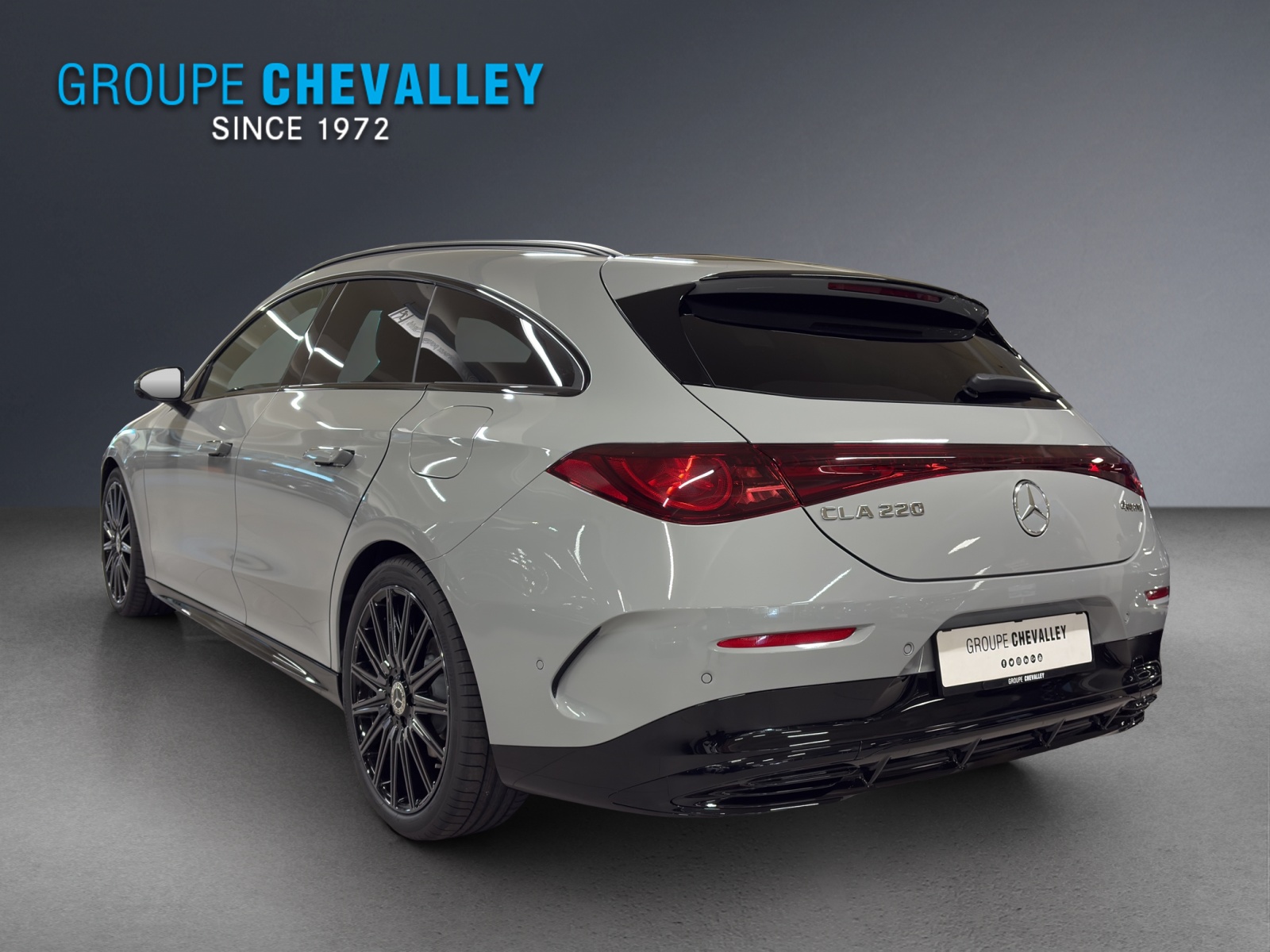 MERCEDES-BENZ CLA 220 4M Shooting Brake-showroom-element-2