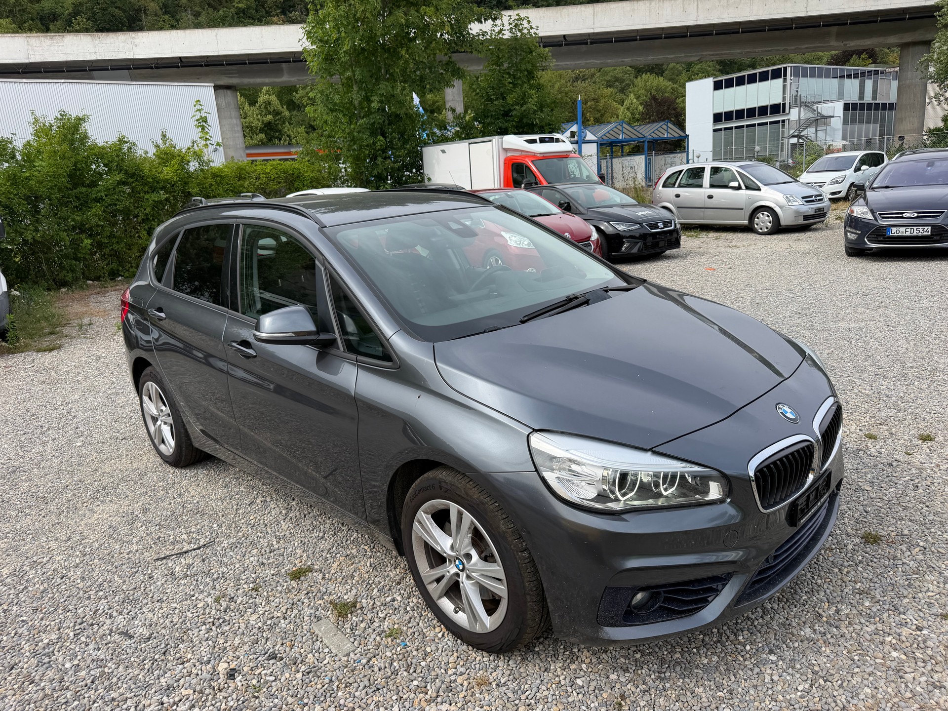 BMW 220d Active Tourer Luxury Line Steptronic-image-2