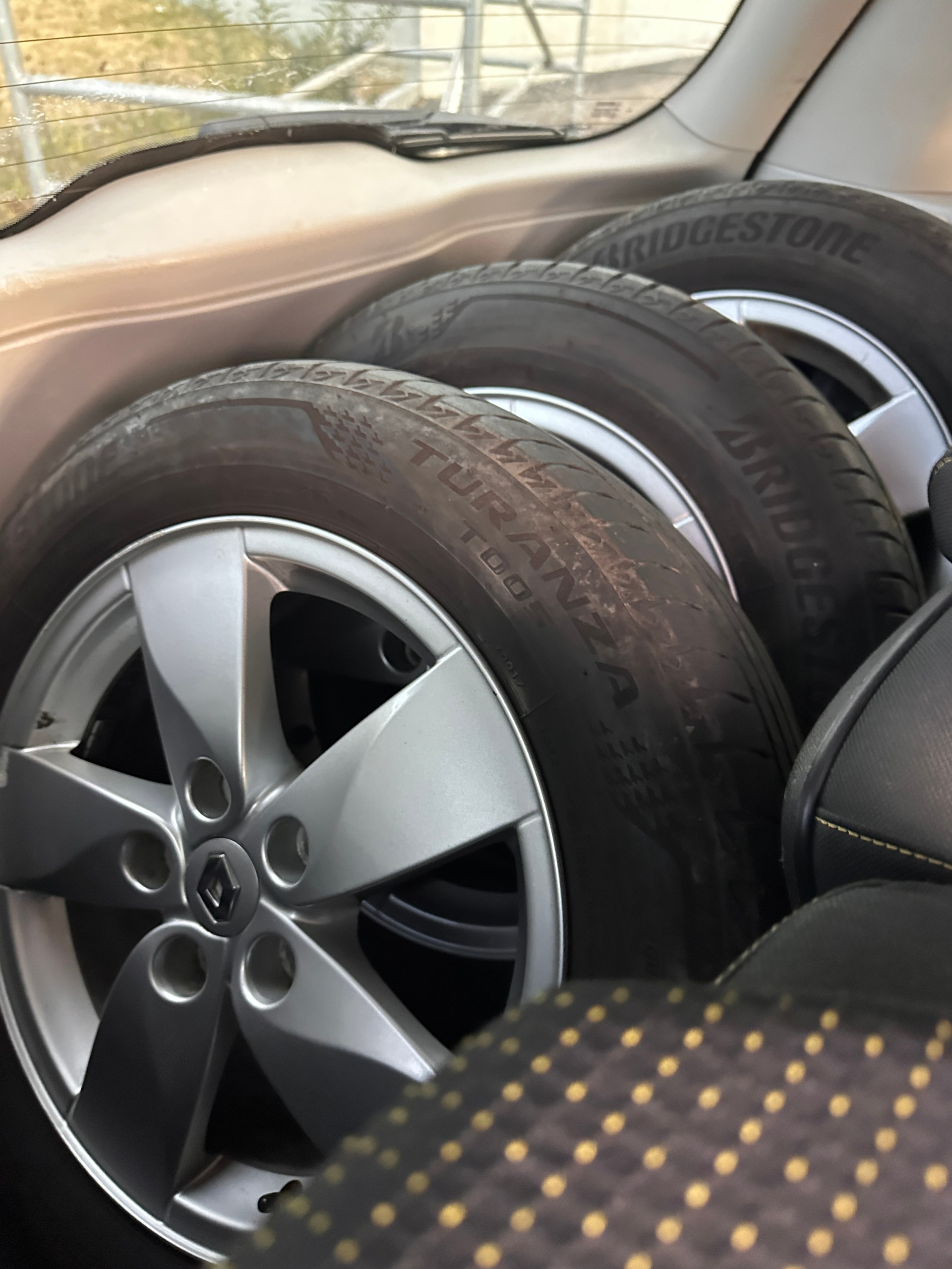 RENAULT Scénic 2.0 16V Dynamique X-Tronic CVT-image-2