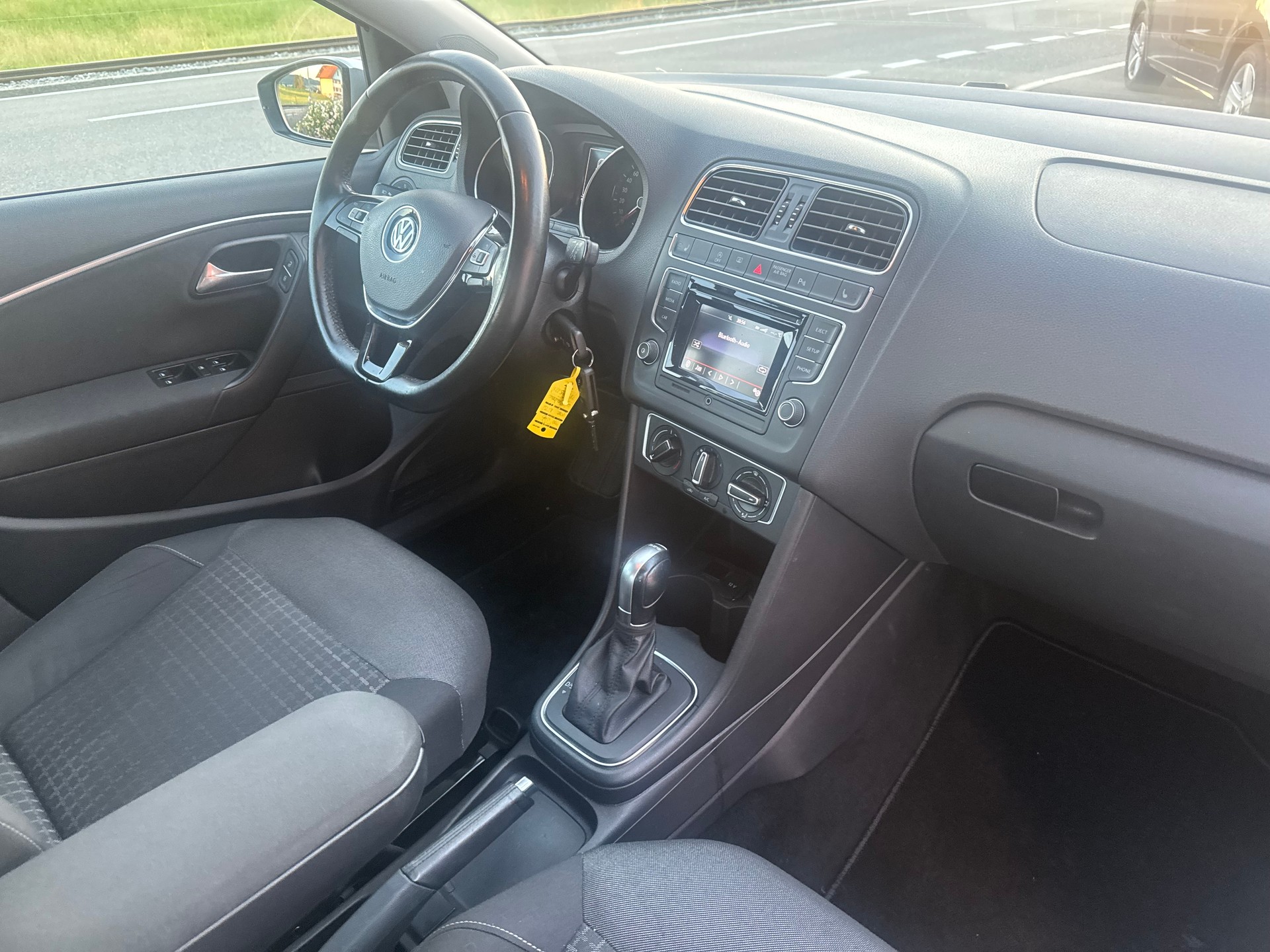 VW Polo 1.2 TSI BMT Allstar DSG-image-6