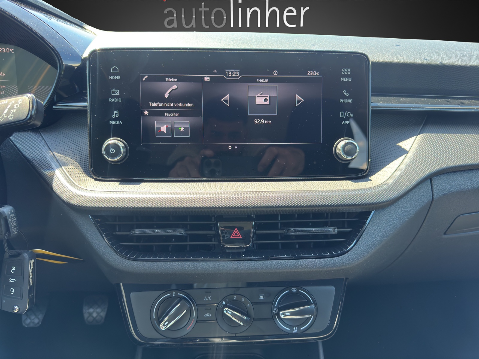 SKODA Fabia 1.0 TSI Essence-image-11