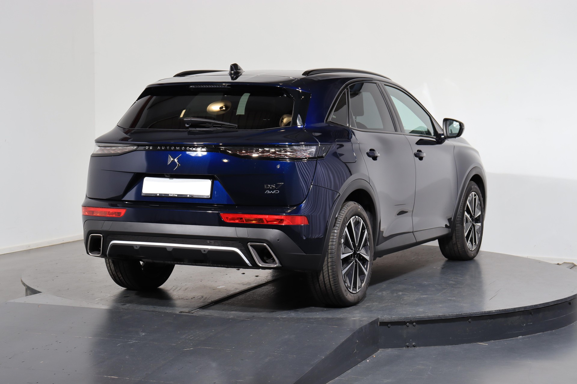 DS AUTOMOBILES 7 1.6 E-Tense Étoile 4x4-image-2