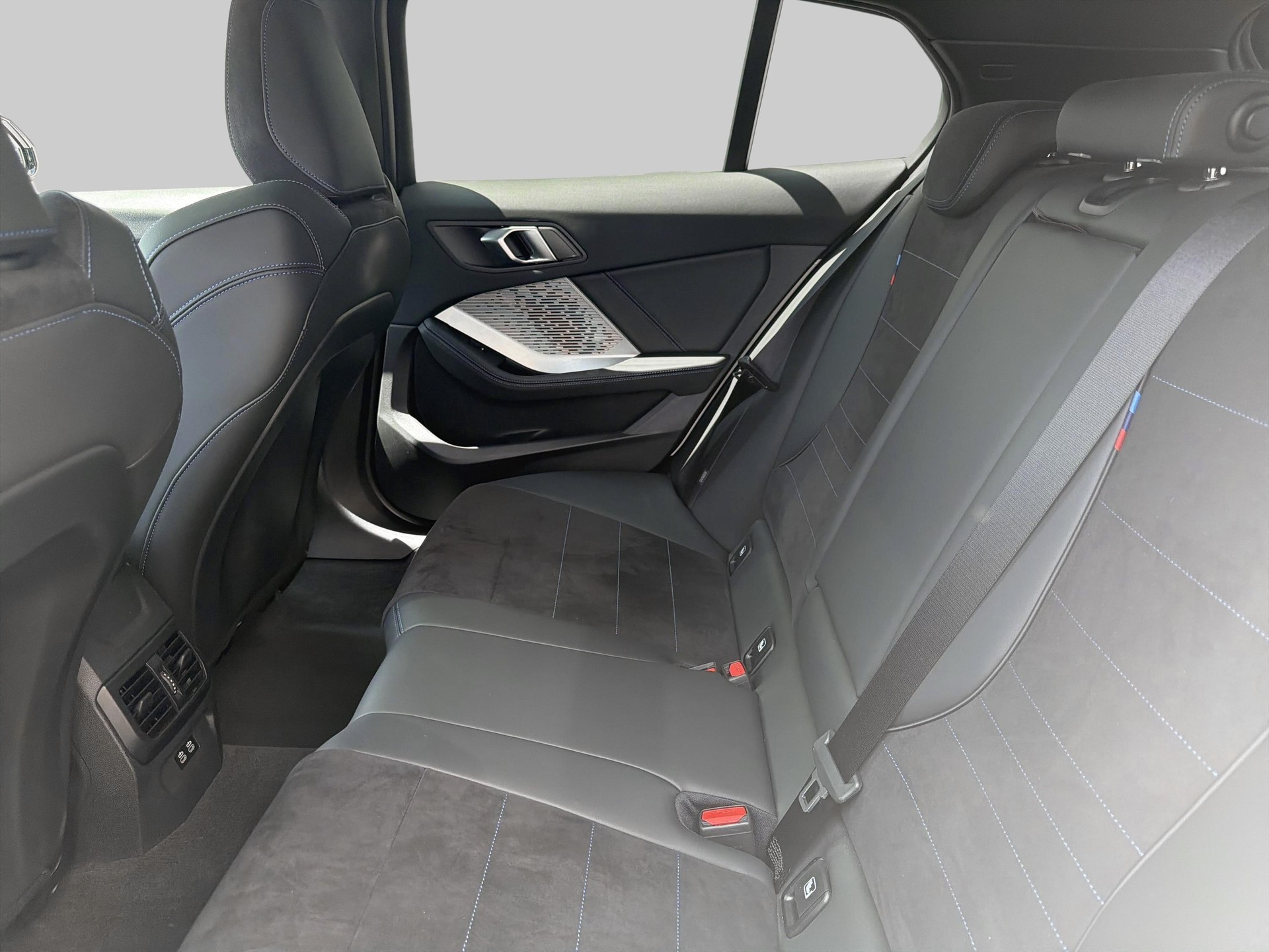 BMW 123 xDrive M Sport-image-18