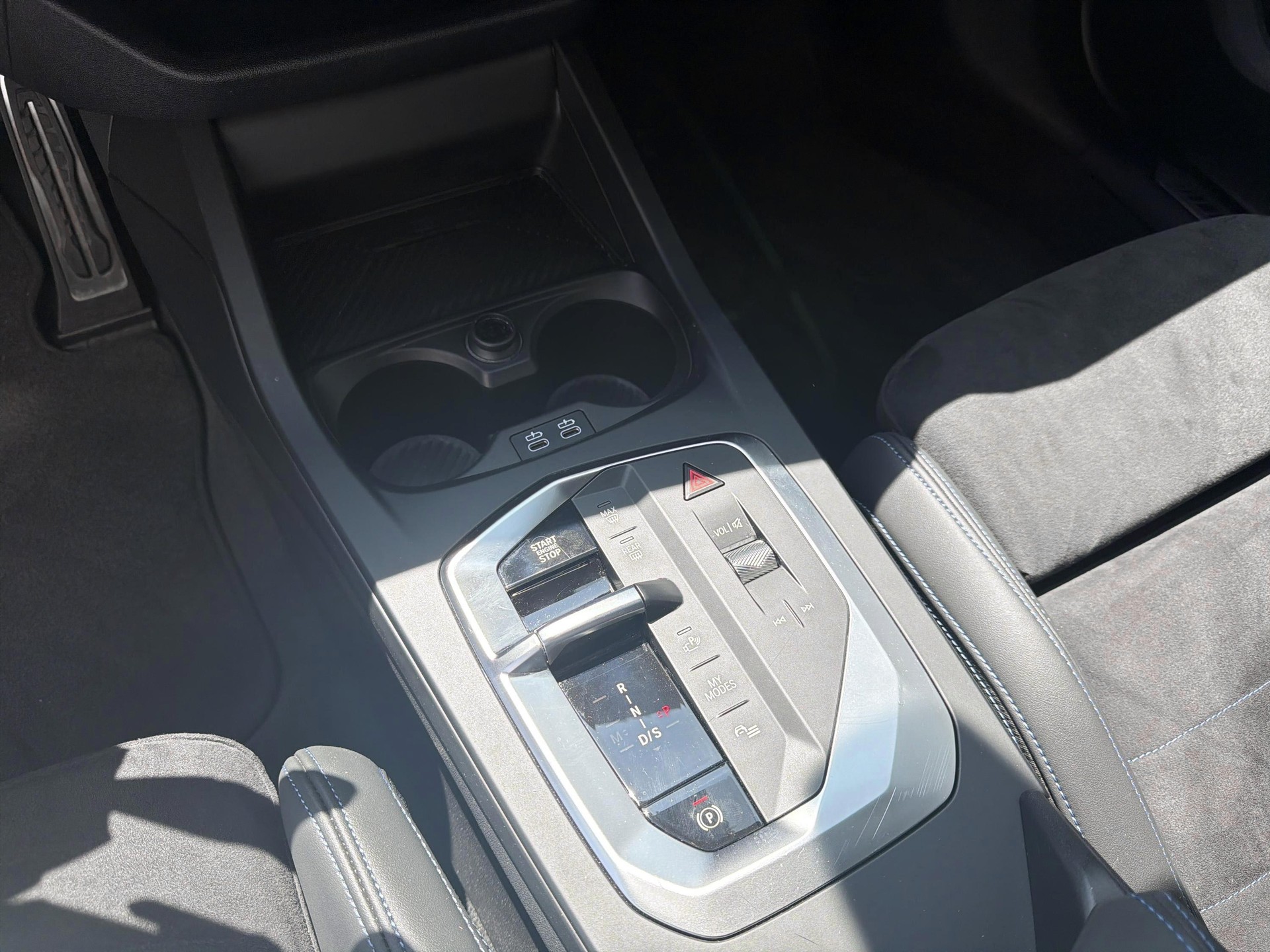 BMW 123 xDrive M Sport-image-11