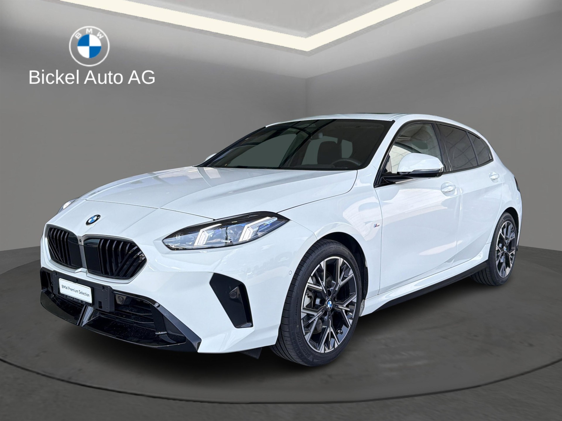 BMW 123 xDrive M Sport-image-0
