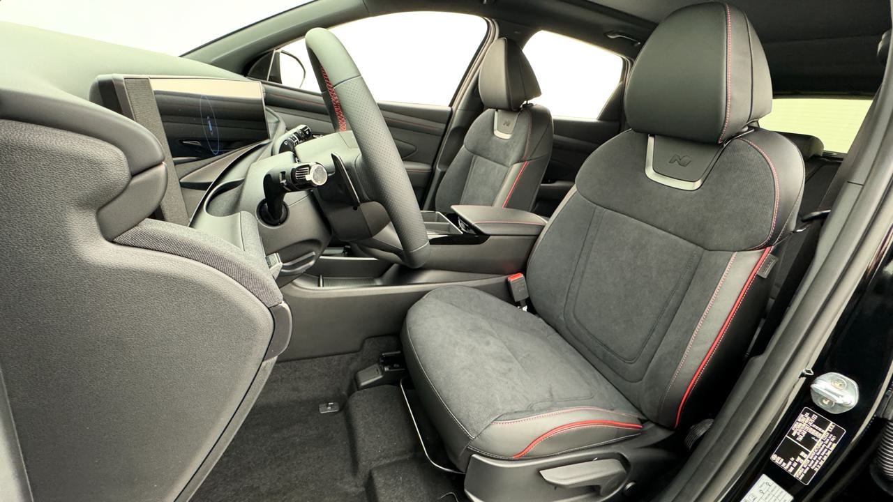 HYUNDAI Tucson 1.6 TGDI PHEV N-Line 4WD-image-4