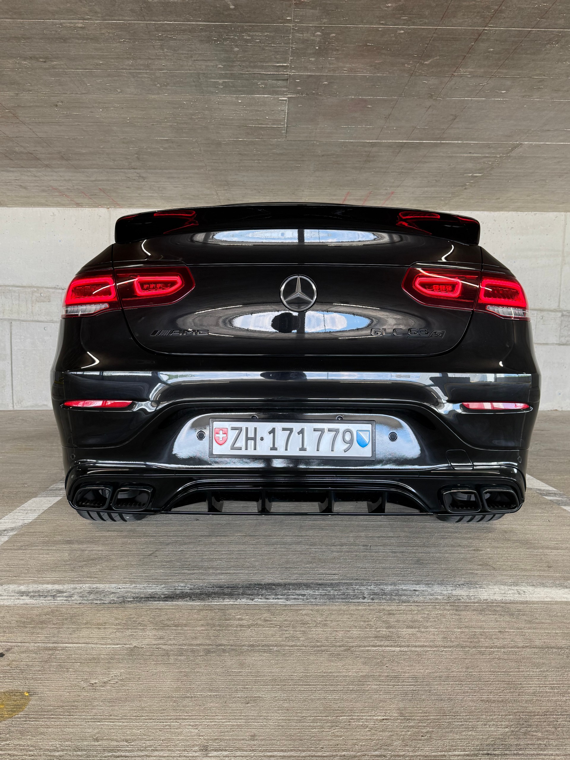 MERCEDES-BENZ GLC 63 S AMG 4m+ Coupé-image-4