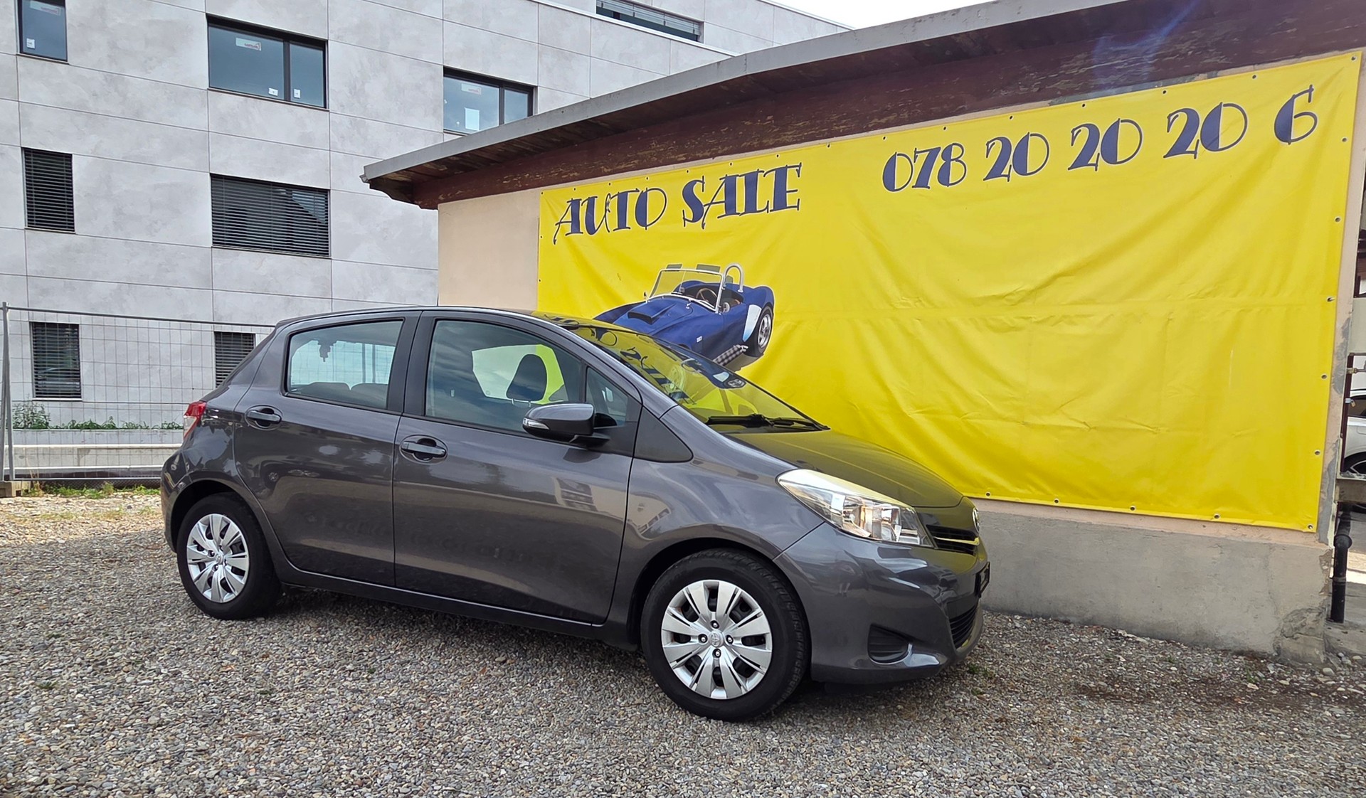 TOYOTA Yaris 1.4 D-4D Luna-image-5