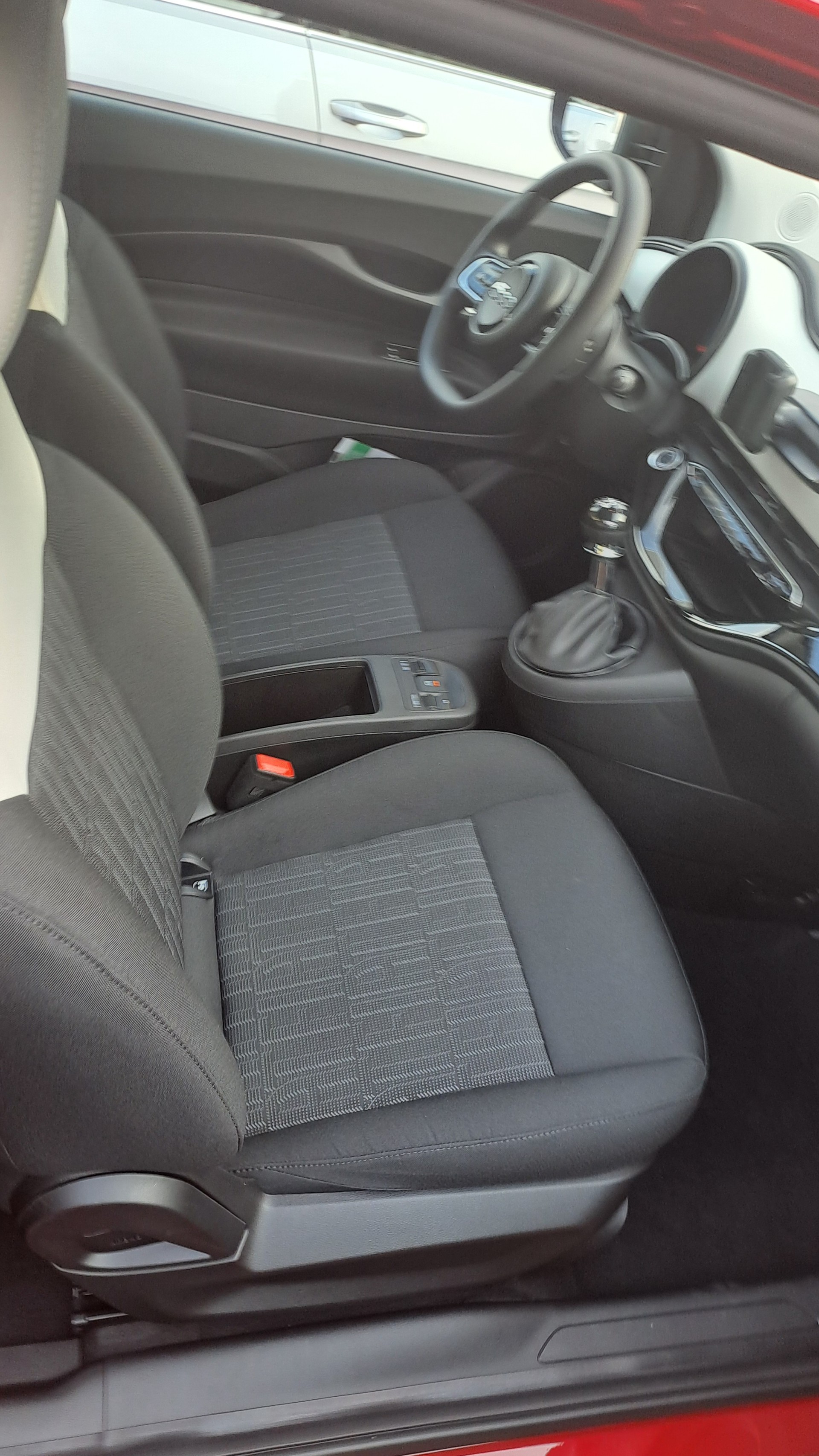 FIAT 1.0 Hybrid Pop-image-4