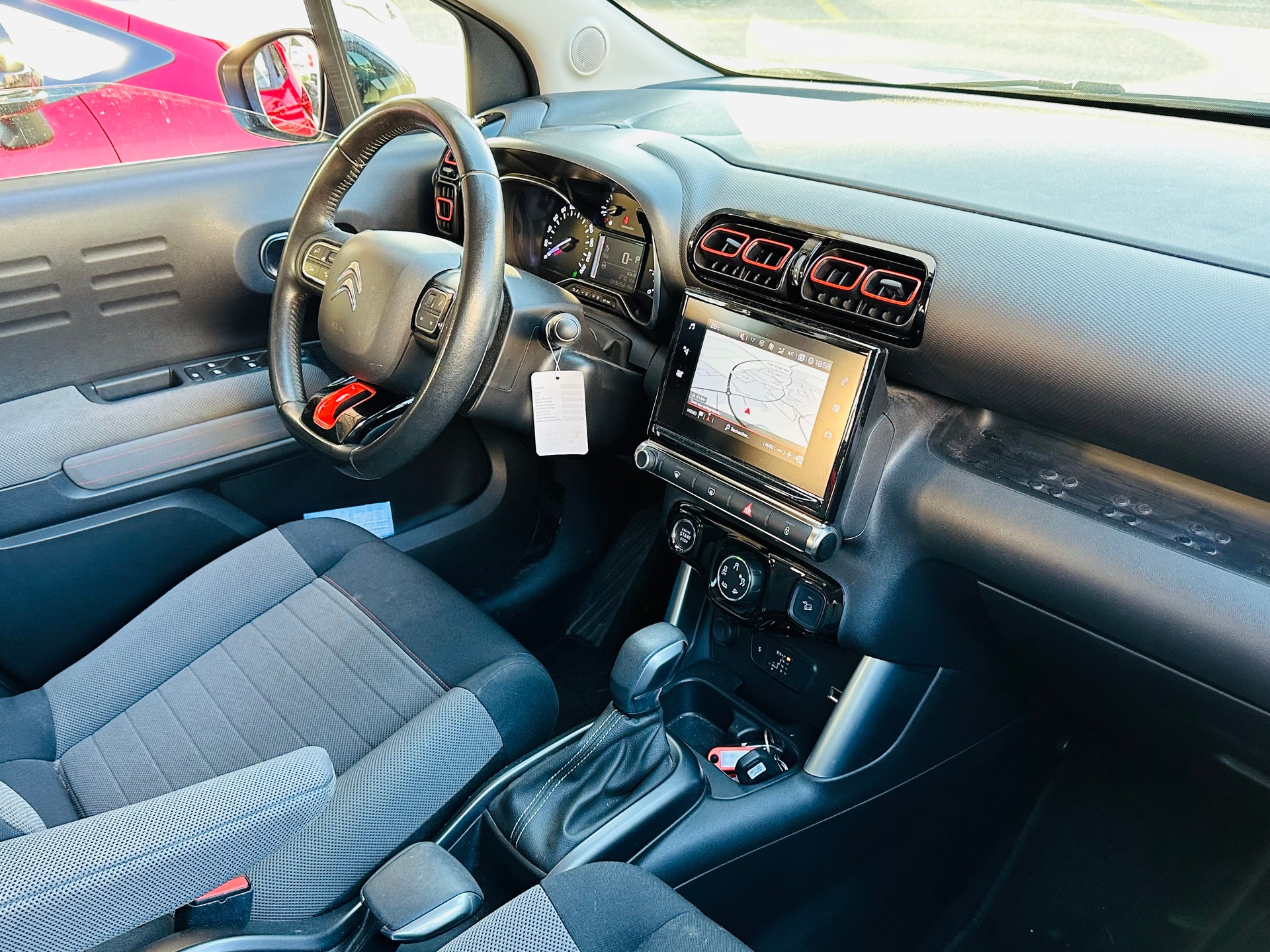 CITROEN C3 Aircross 1.2i PureTech Shine EAT-image-11