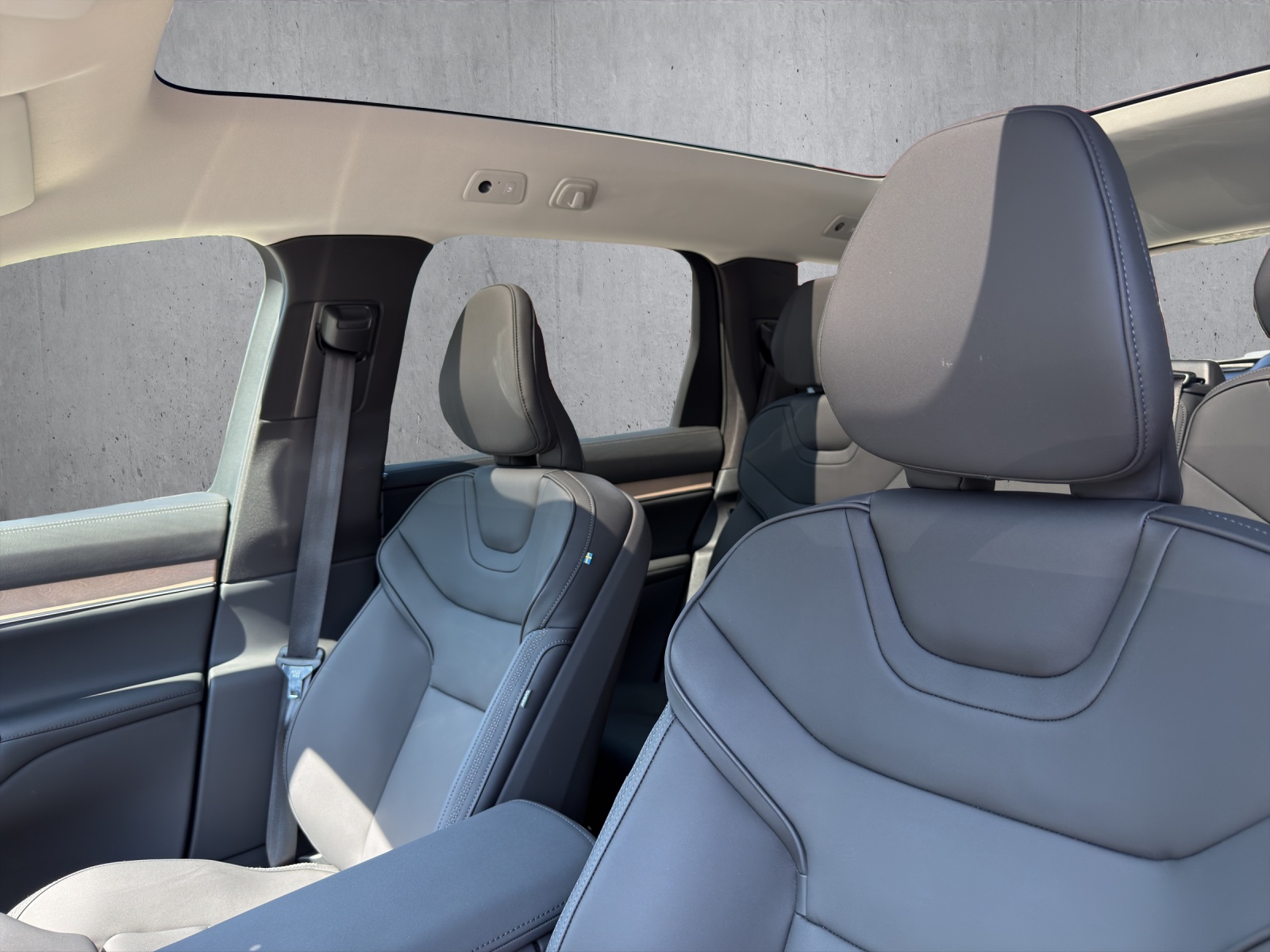 VOLVO EX90 Twin Ultra AWD-image-12