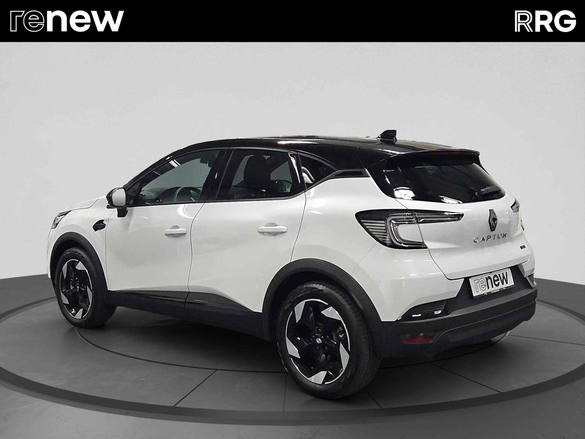 RENAULT Captur 1.6 E-Tech 145 Techno DHT-image-4