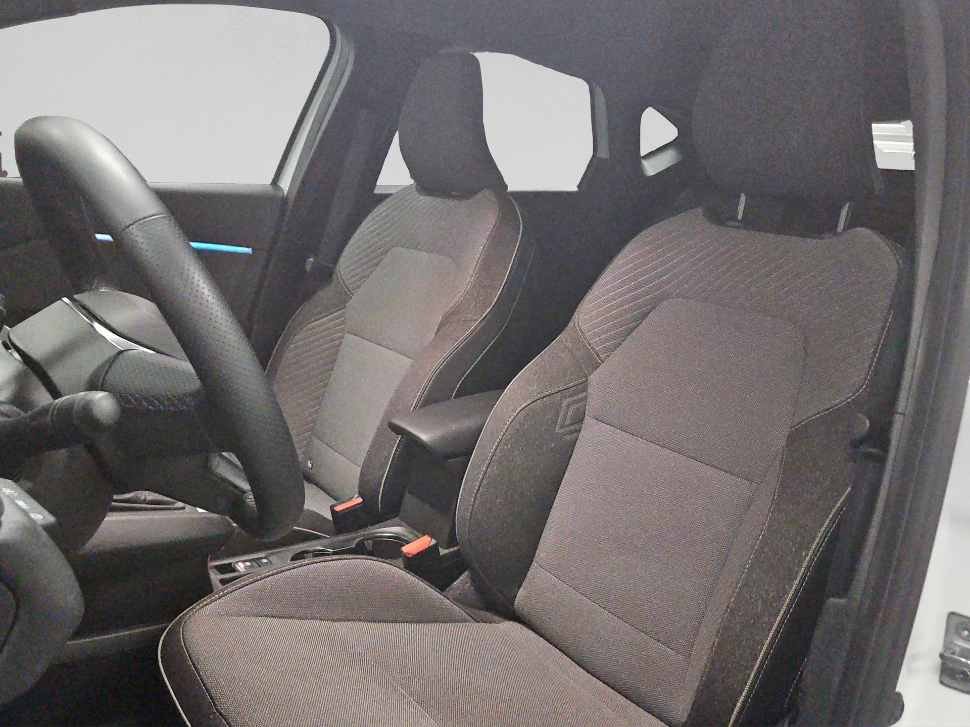 RENAULT Captur 1.6 E-Tech 145 Techno DHT-image-8