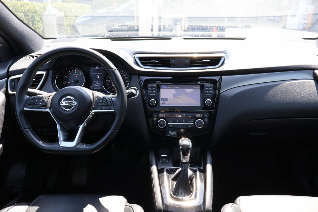 NISSAN Qashqai 1.2 DIG-T Tekna+-image-10