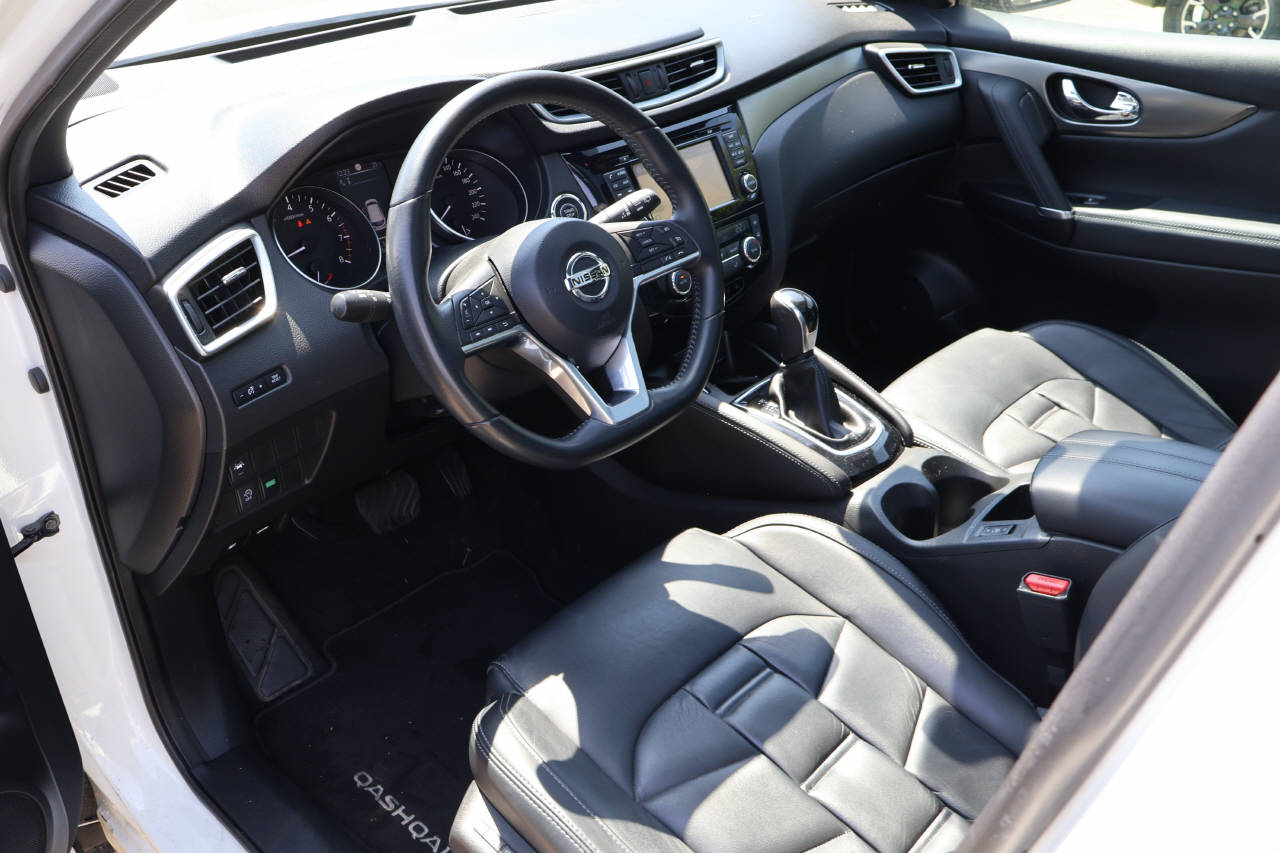 NISSAN Qashqai 1.2 DIG-T Tekna+-image-11