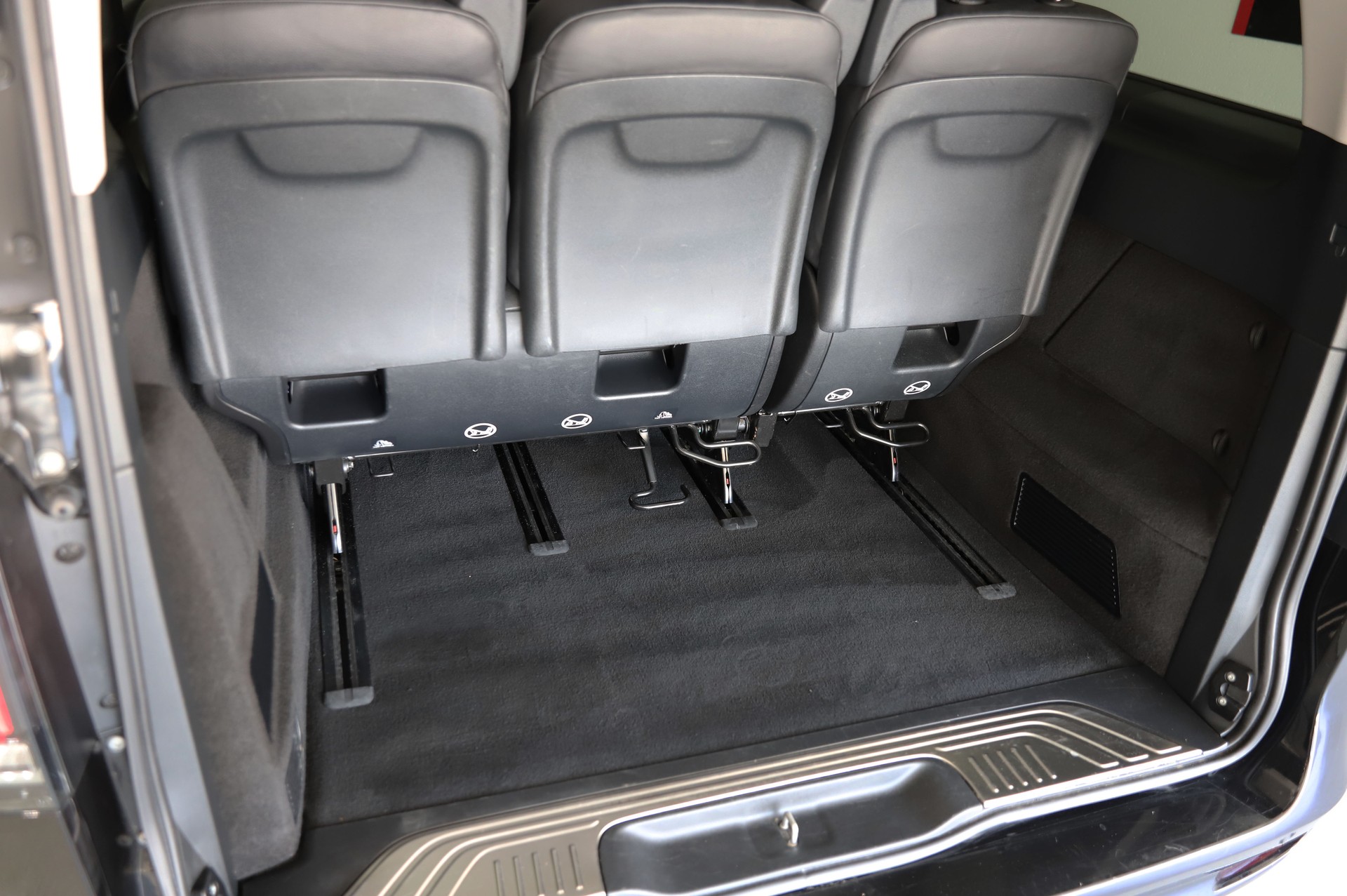 MERCEDES-BENZ V 250 d lang Avantgarde 4Matic G-Tronic-image-11