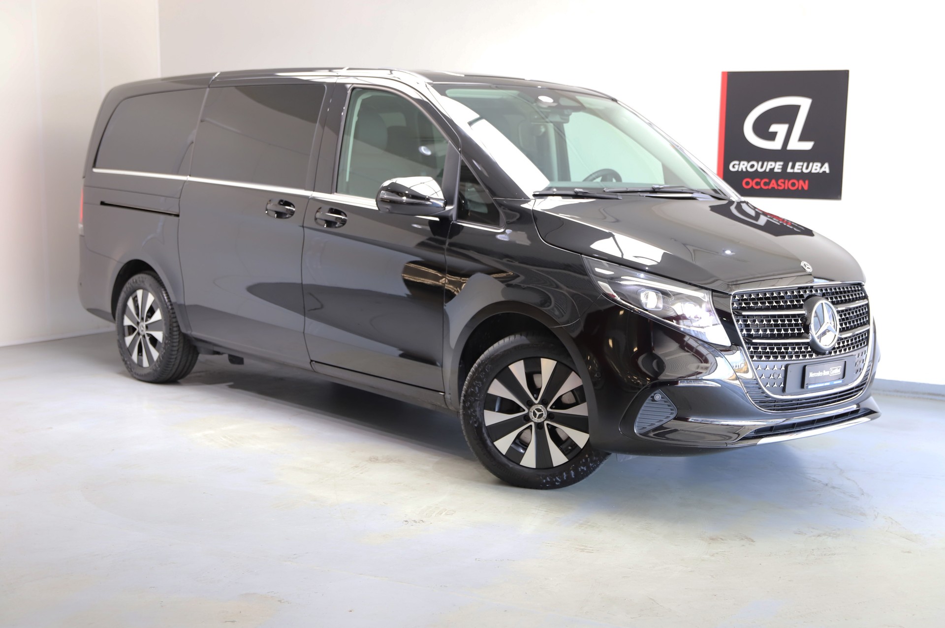 MERCEDES-BENZ V 250 d lang Avantgarde 4Matic G-Tronic-image-0