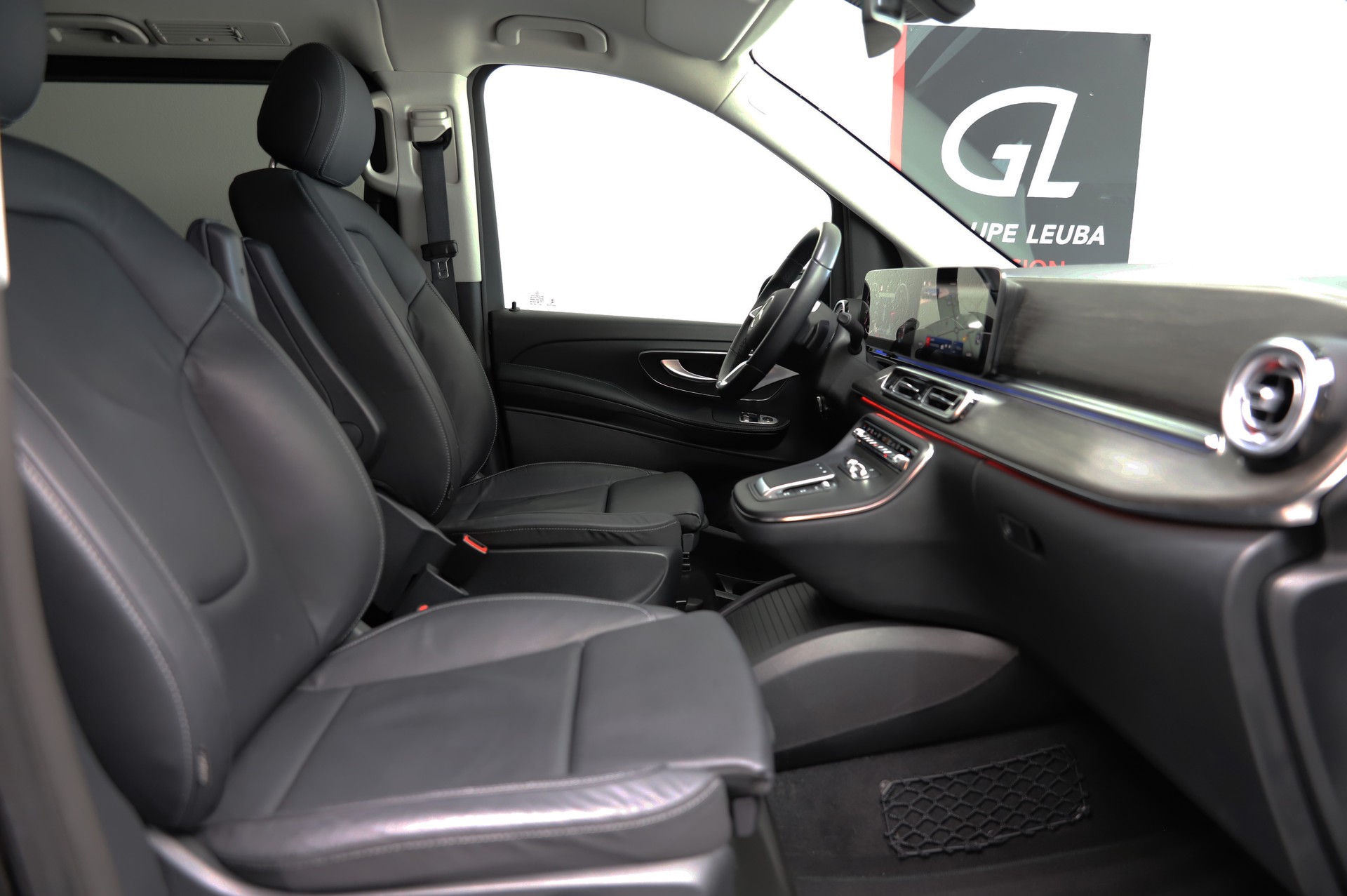 MERCEDES-BENZ V 250 d lang Avantgarde 4Matic G-Tronic-image-8