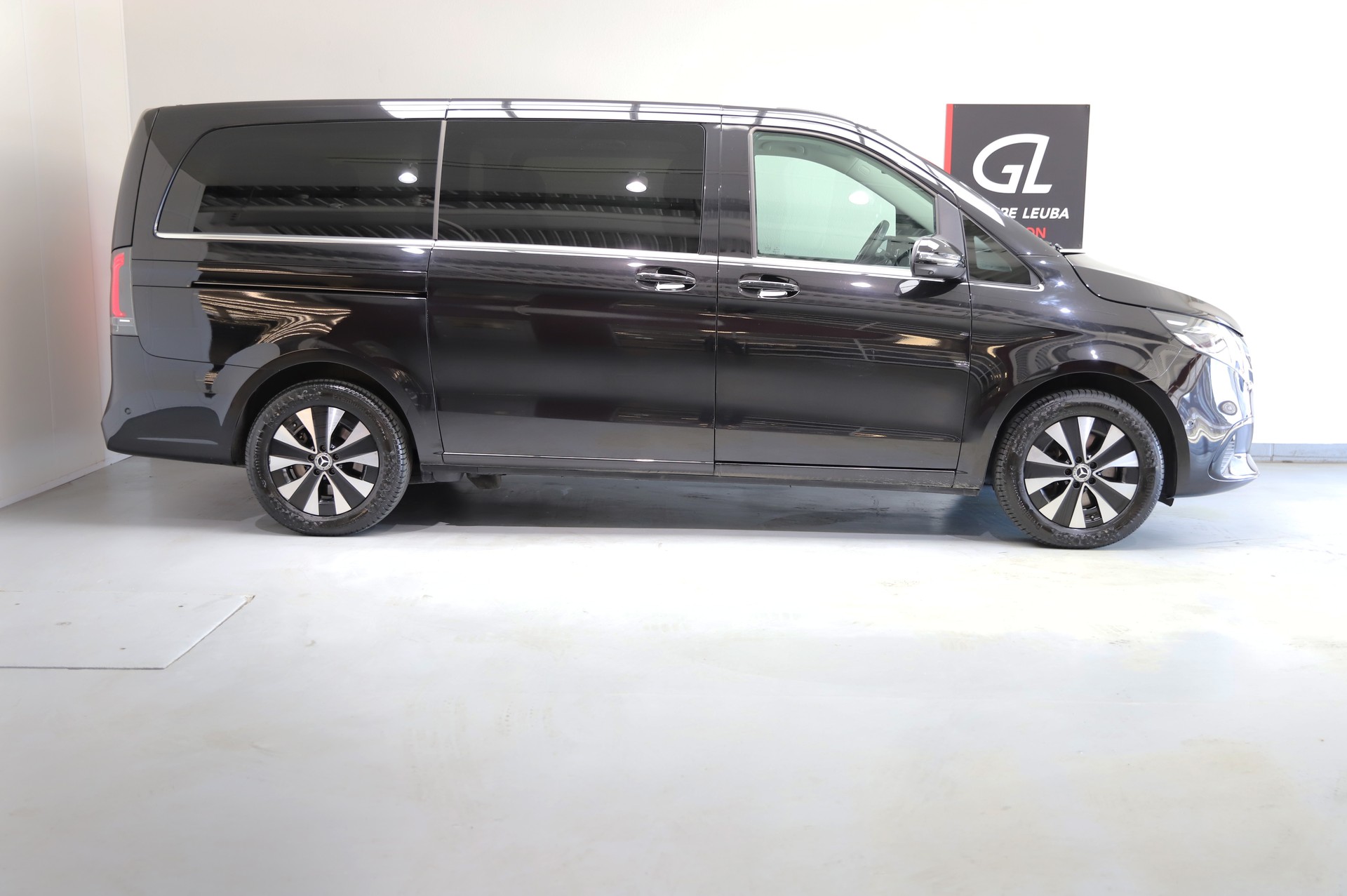 MERCEDES-BENZ V 250 d lang Avantgarde 4Matic G-Tronic-image-6