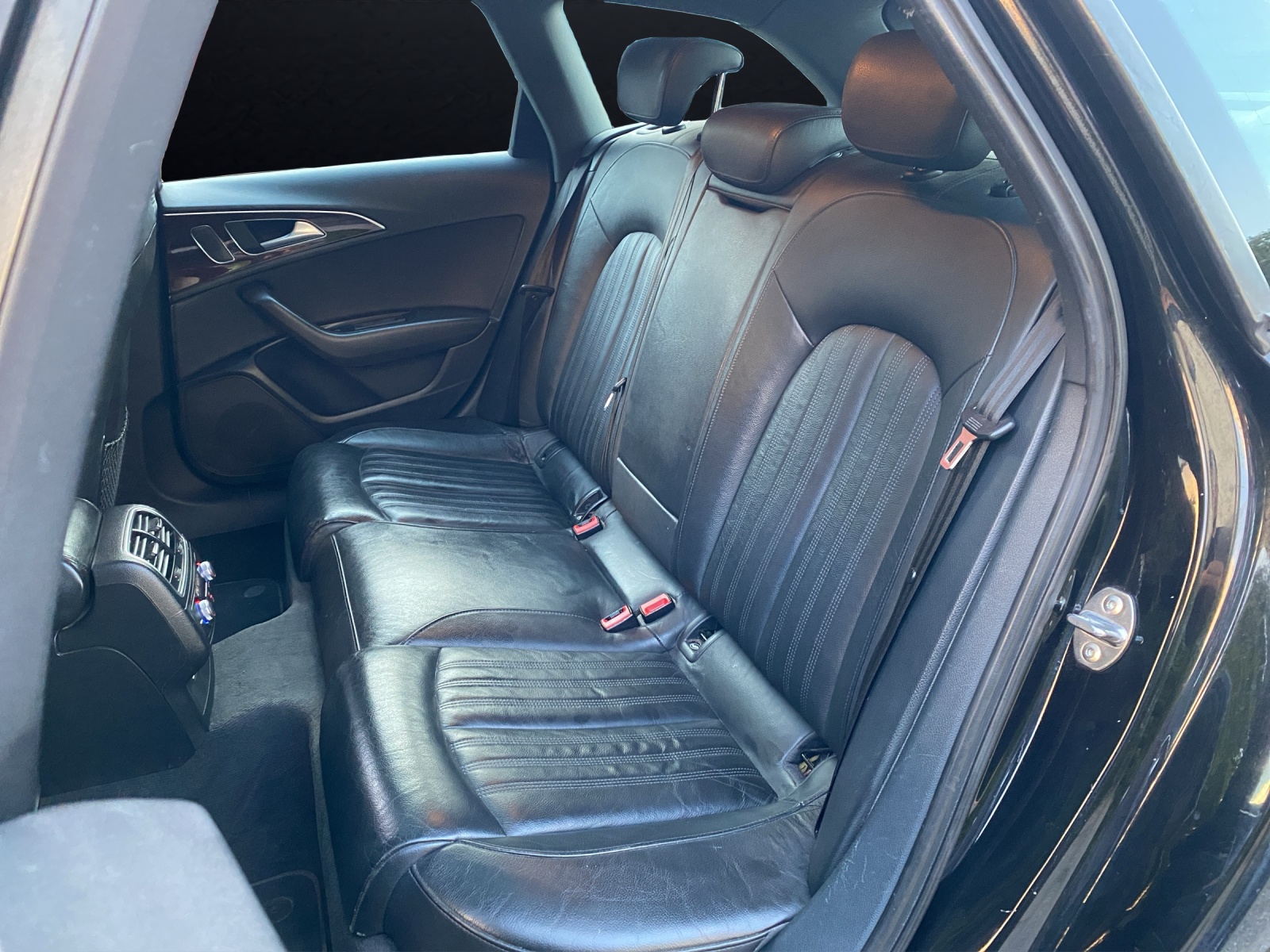 AUDI A6 Avant 2.8 FSI V6 quattro S-tronic-image-12