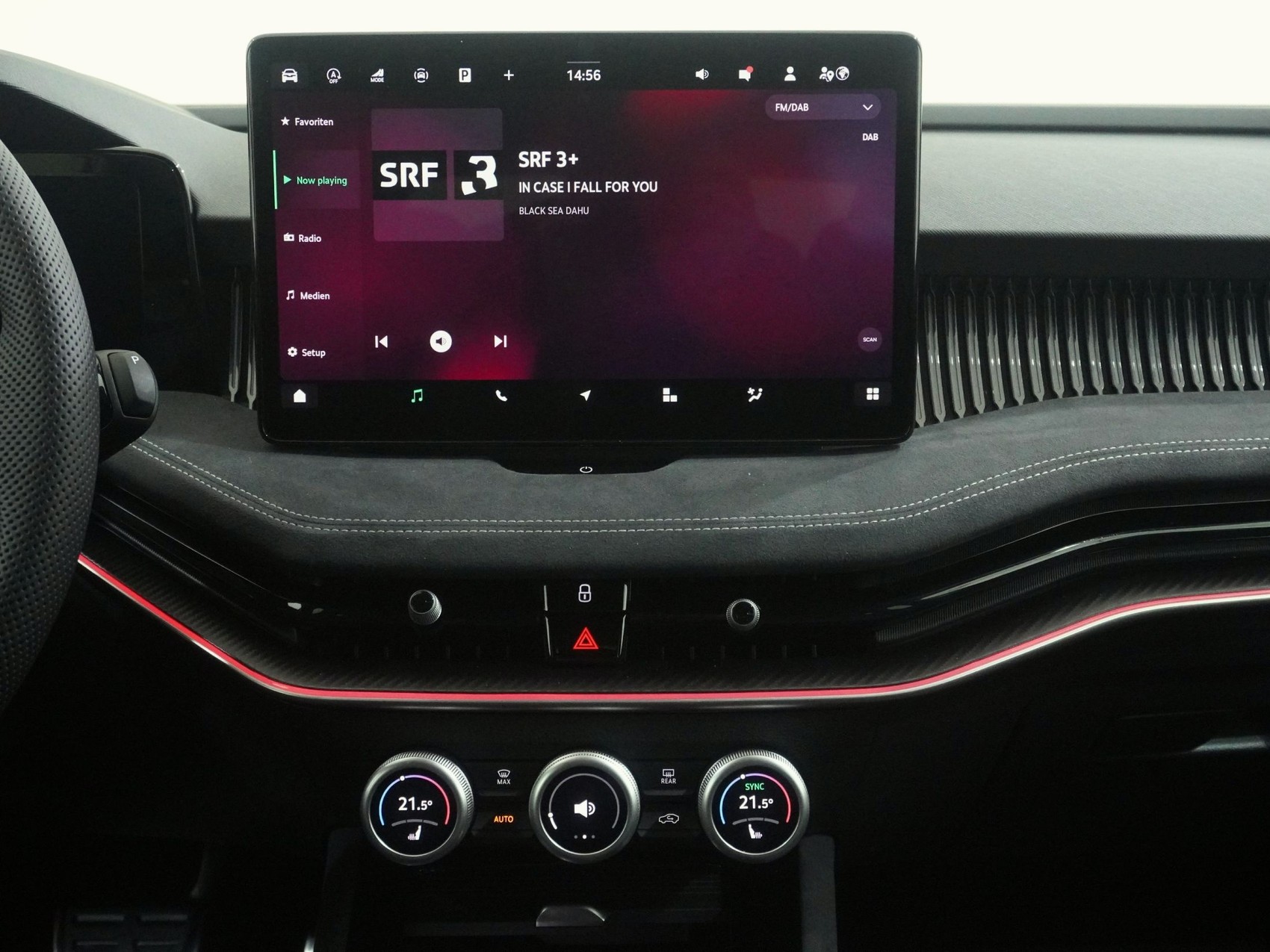 SKODA Superb 2.0 TDI Sportline 4x4 DSG-image-24