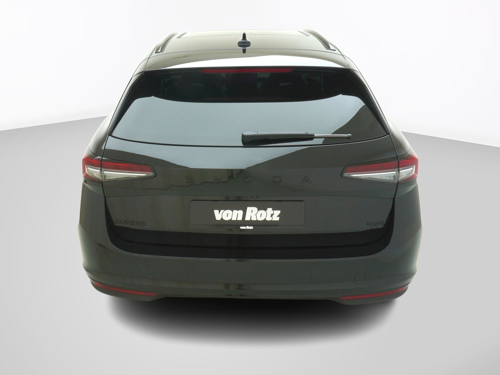 SKODA Superb 2.0 TDI Sportline 4x4 DSG-image-2