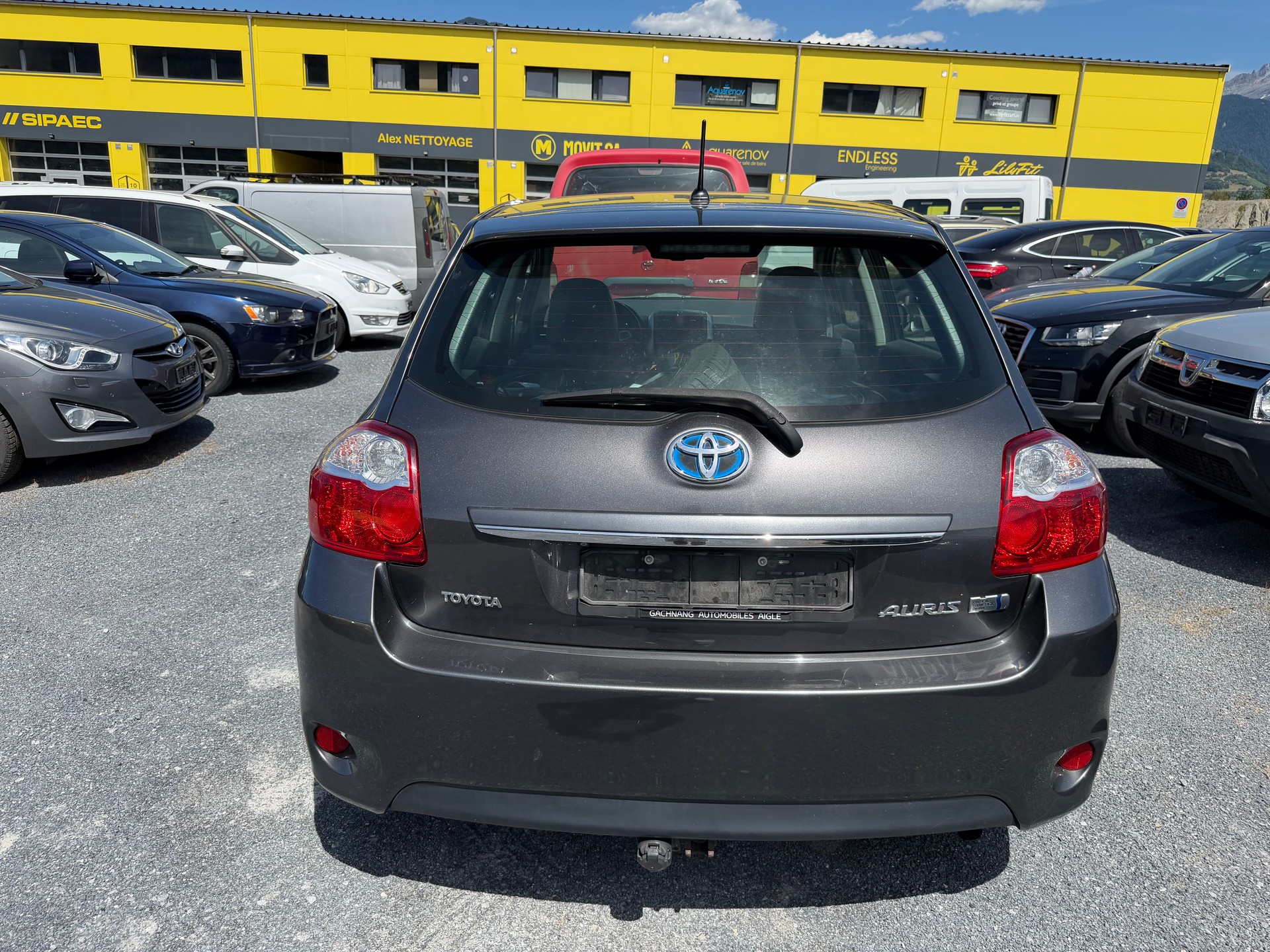 TOYOTA Auris 1.8 16V HSD Linea Sol Premium-image-2