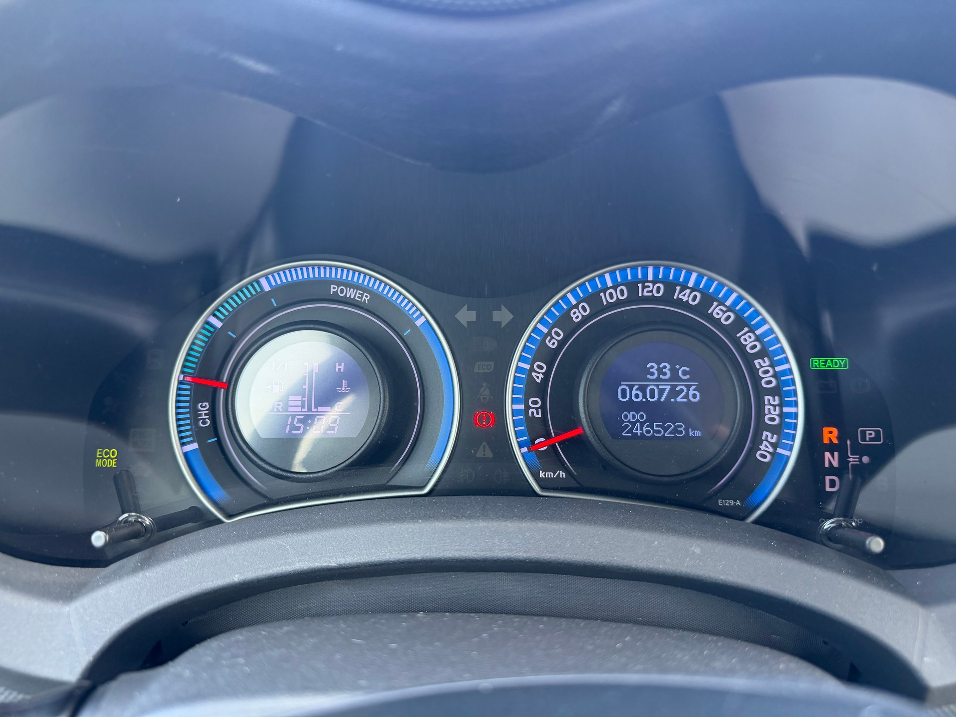 TOYOTA Auris 1.8 16V HSD Linea Sol Premium-image-9