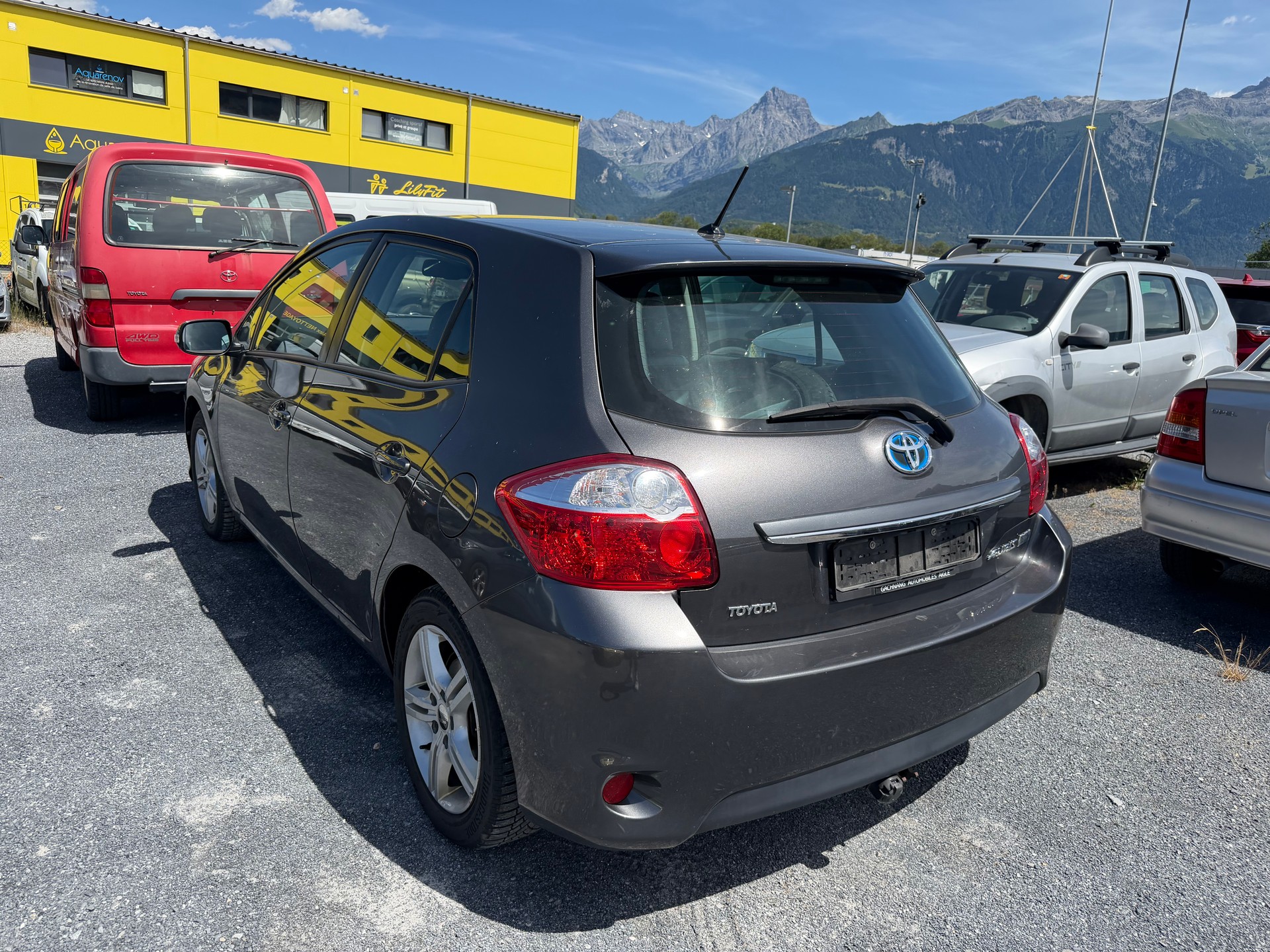 TOYOTA Auris 1.8 16V HSD Linea Sol Premium-image-3