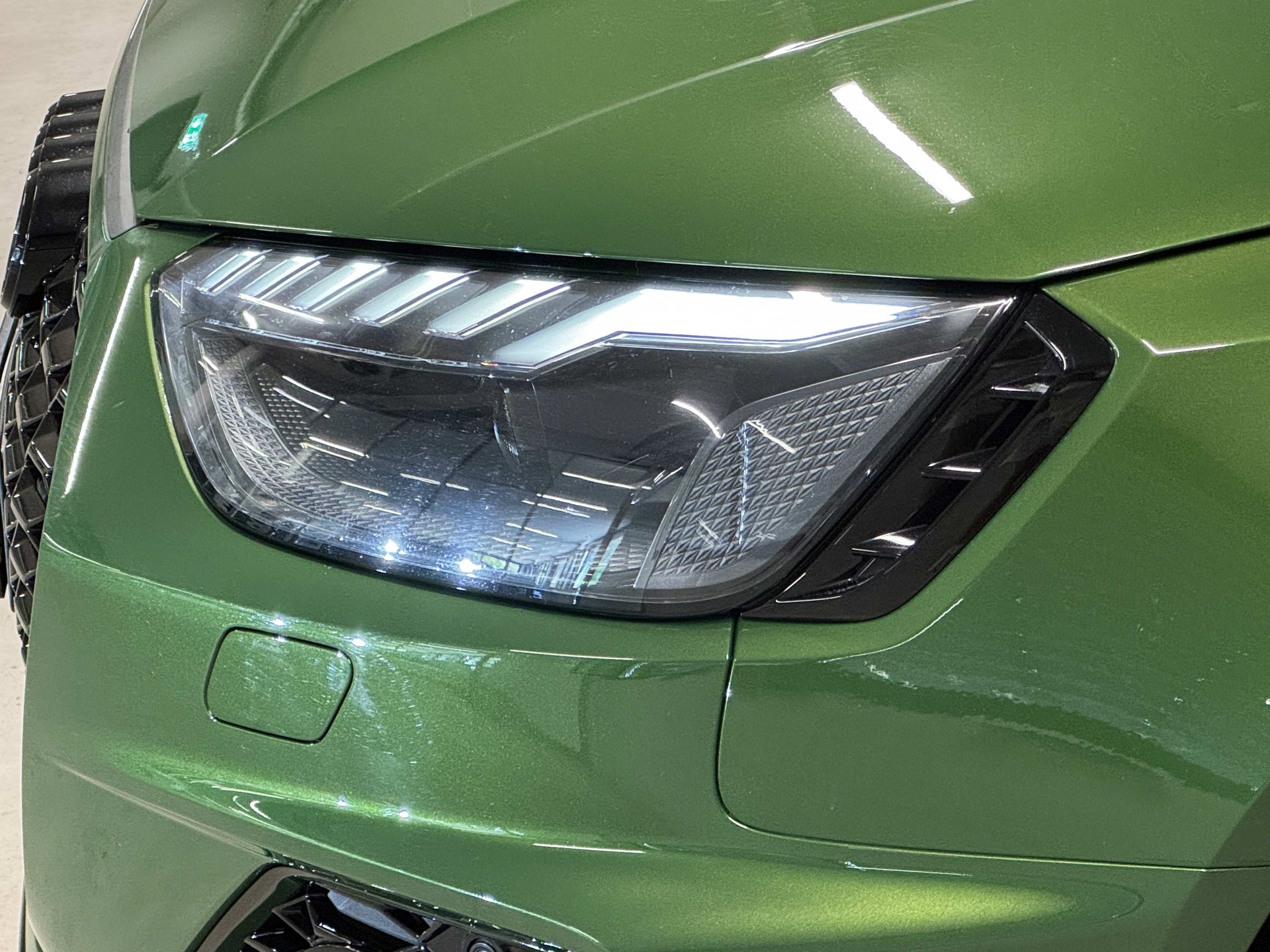 AUDI RS4 Avant quattro tiptronic-image-6