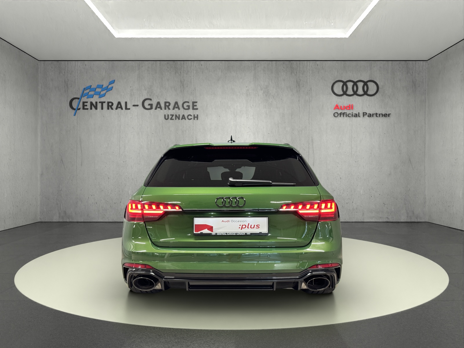 AUDI RS4 Avant quattro tiptronic-image-3