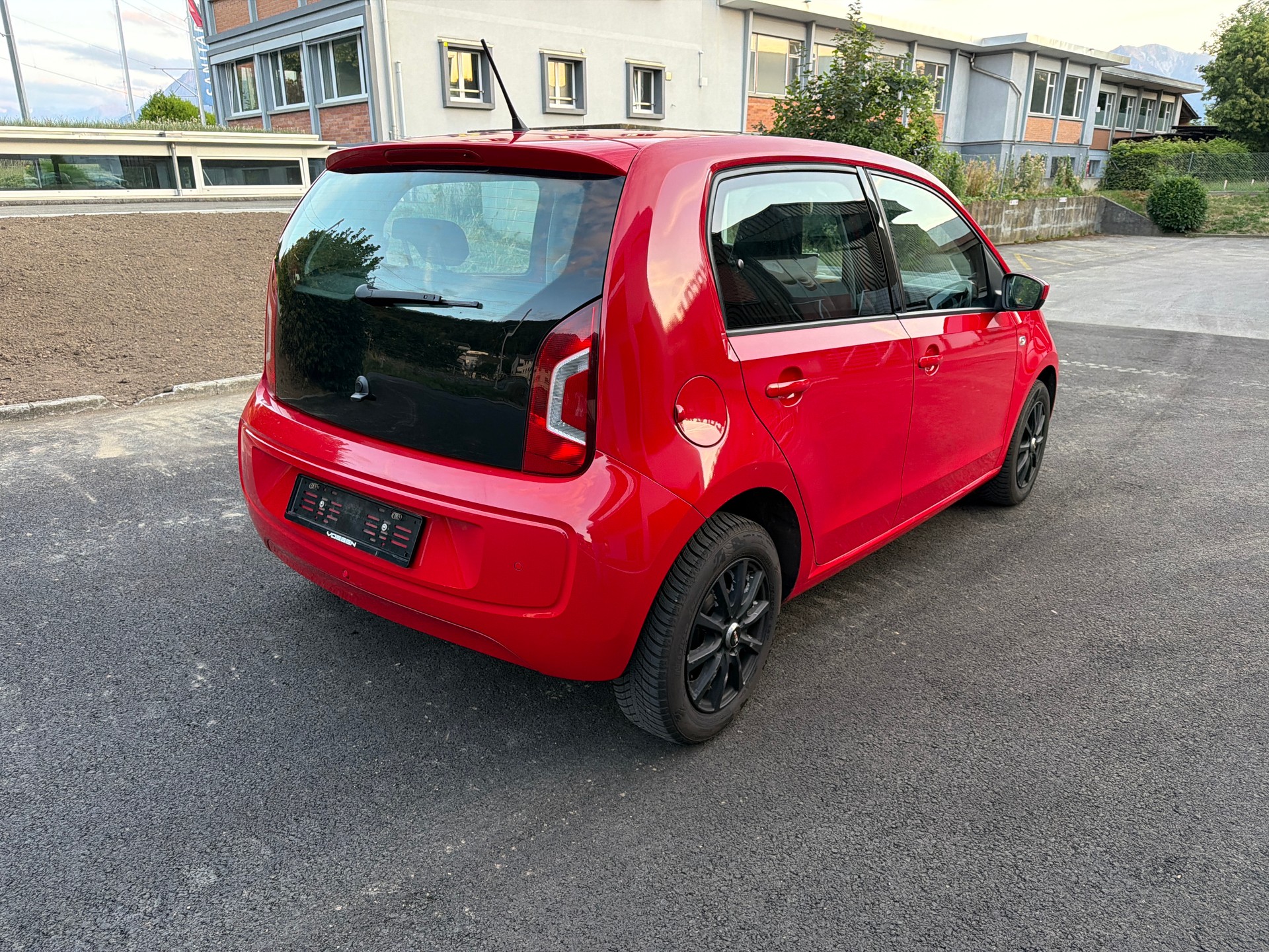 VW Up 1.0 cup up Automat-image-4