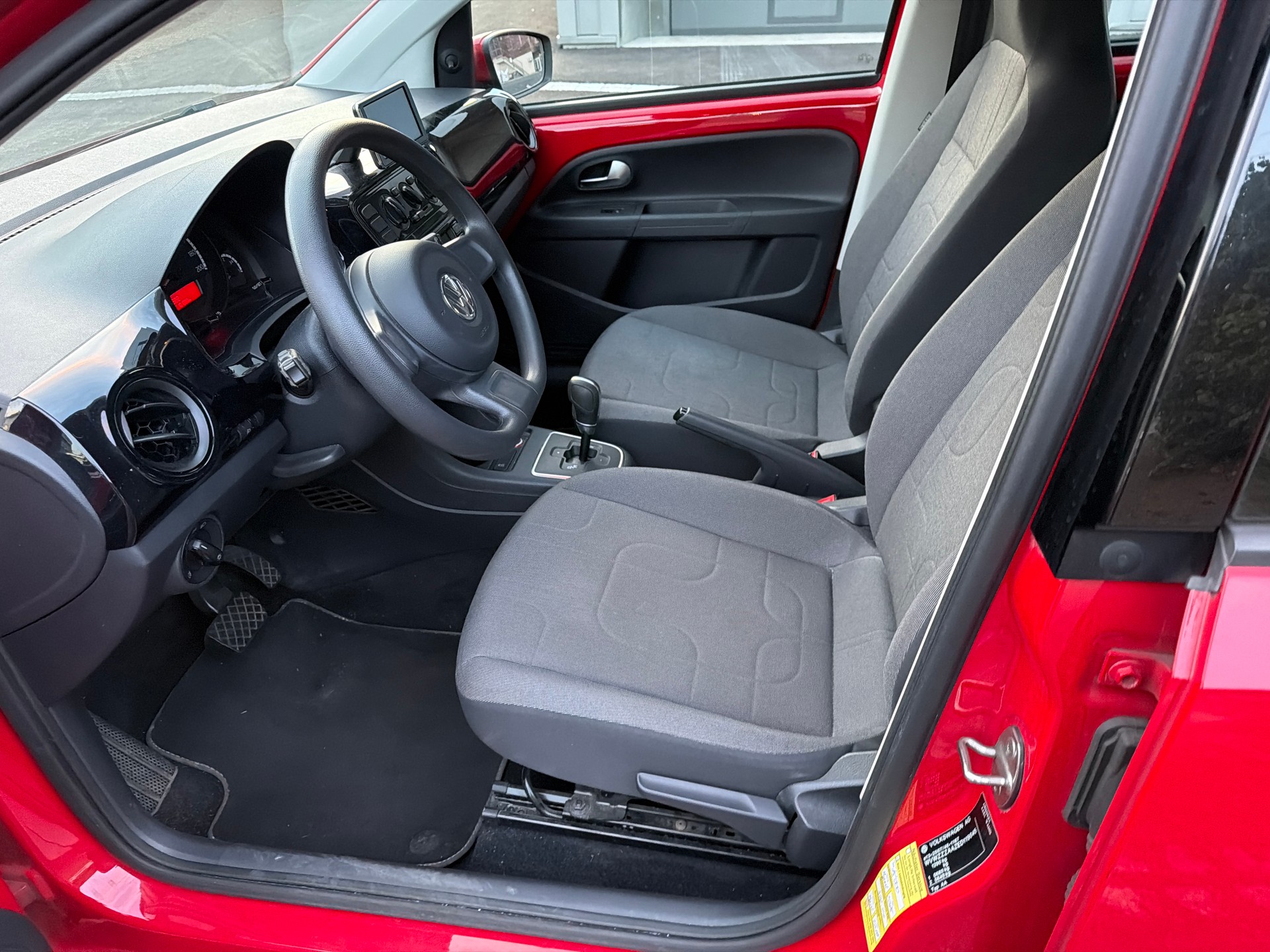 VW Up 1.0 cup up Automat-image-11