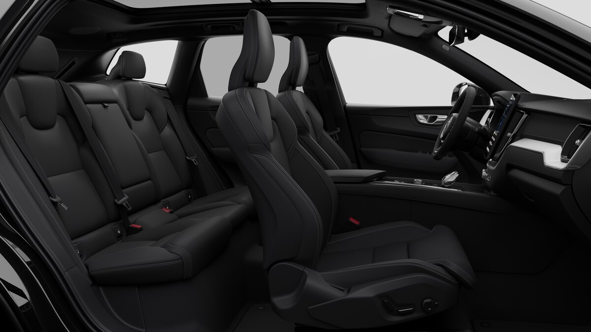 VOLVO XC60 2.0 B5 MH Black Edition AWD-image-13