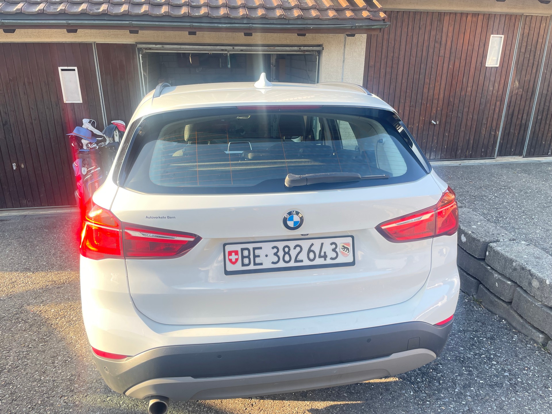 BMW 18i sDrive-image-1