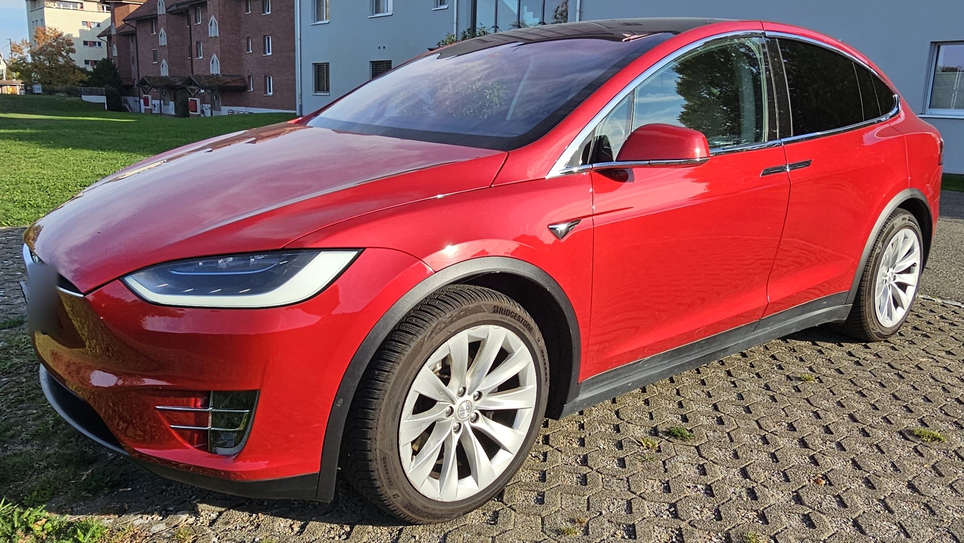 TESLA 100 D-image-1