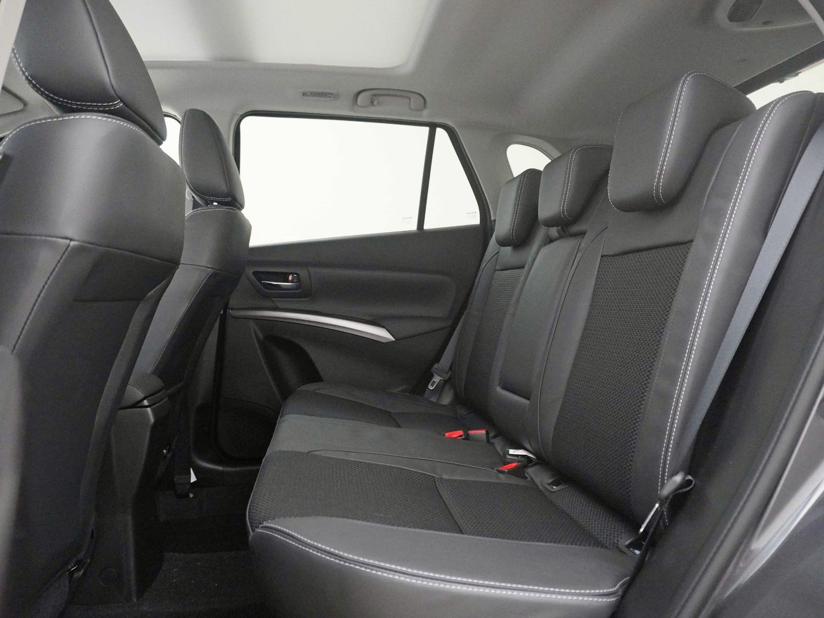 SUZUKI S-Cross 1.4 T Compact Top Hybrid 4x4 ** 😎 mit Schiebedach **-image-17