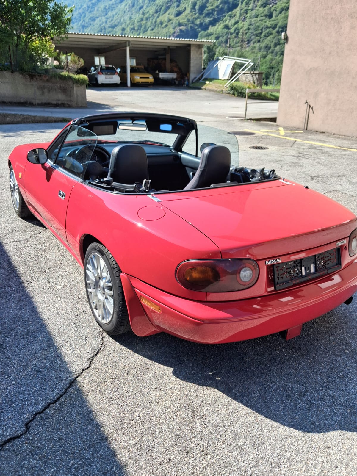 MAZDA MX-5-image-2