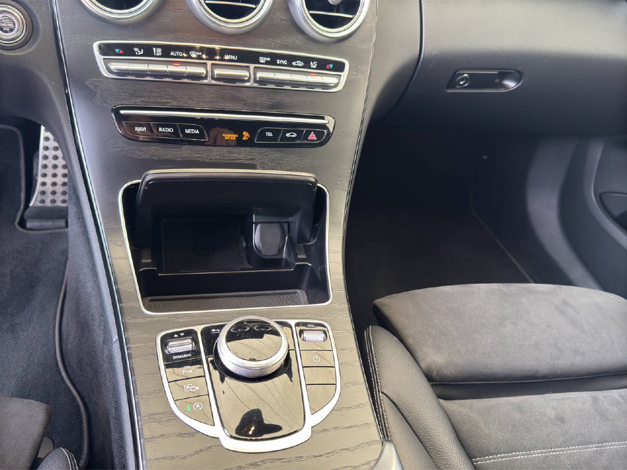 MERCEDES-BENZ C-Klasse S205 Kombi C 200 AMG Line Kombi 184PS-image-16
