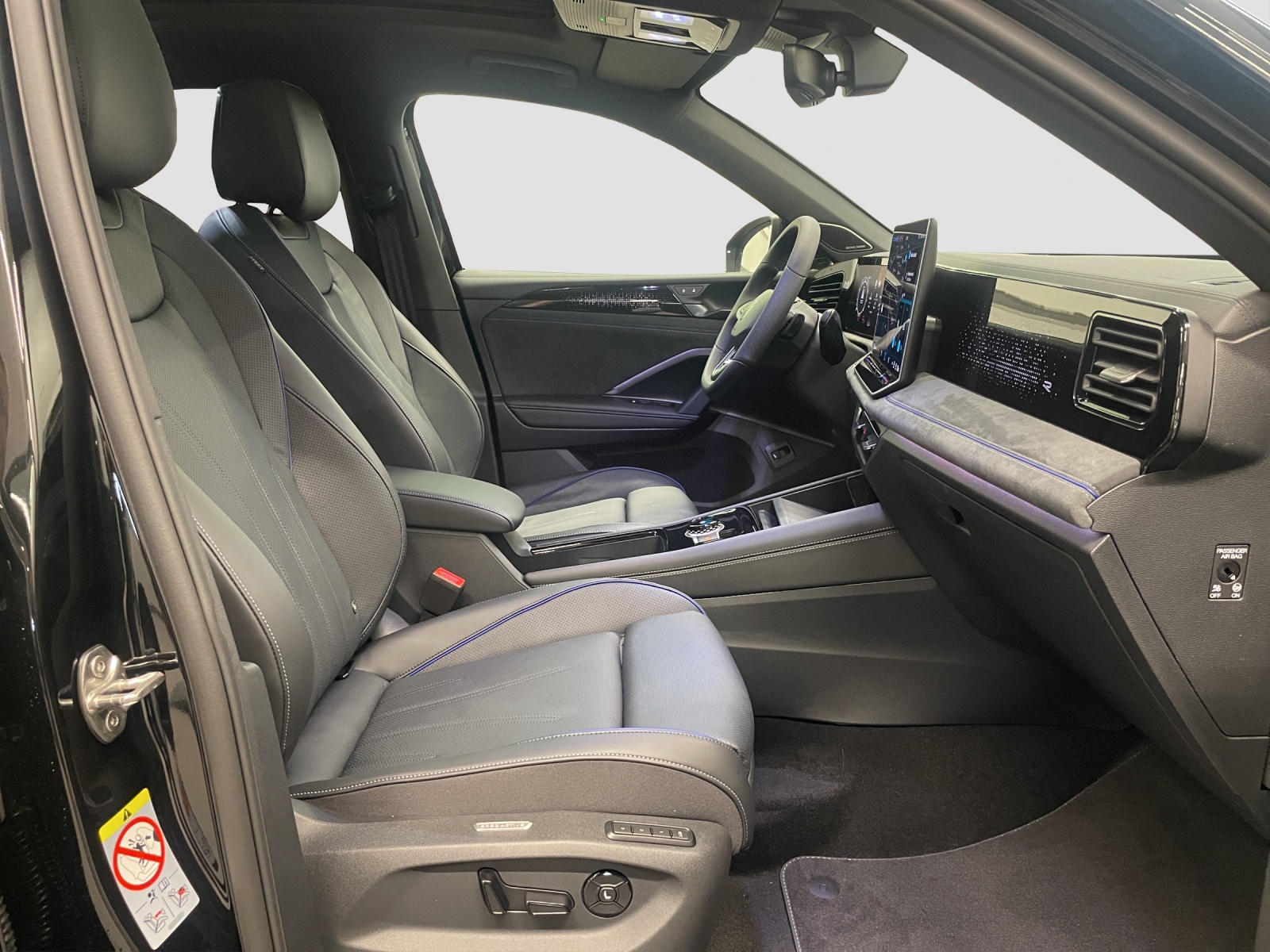 VW Tiguan 2.0 TSI DSG R-Line United 4Motion-image-13