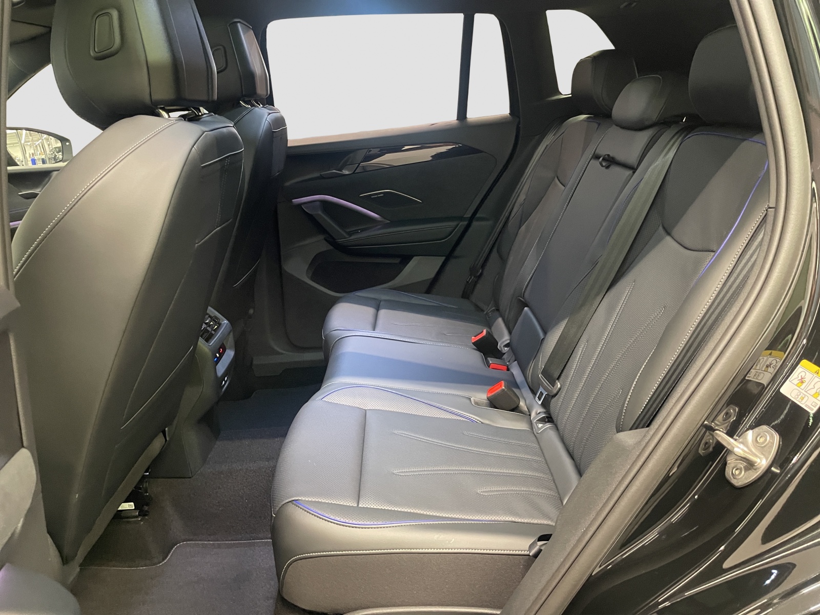 VW Tiguan 2.0 TSI DSG R-Line United 4Motion-image-12
