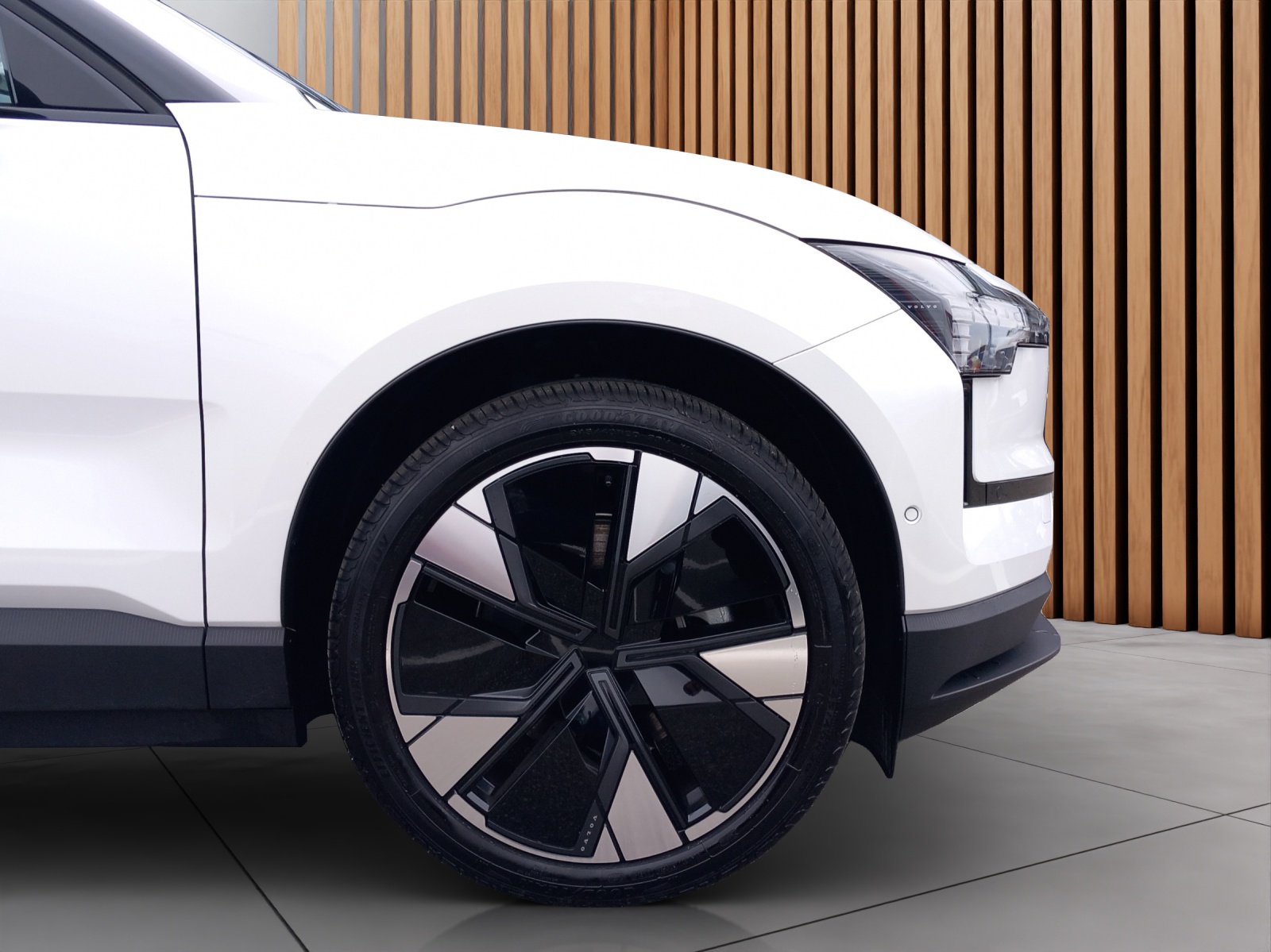 VOLVO EX30 E60 Ultra-image-18