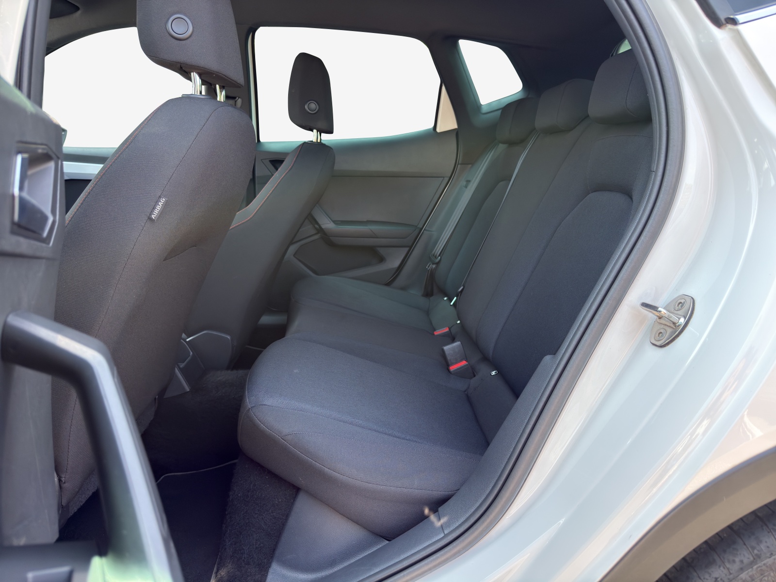 SEAT Arona 1.0 TSI Eco Hola FR DSG-image-11