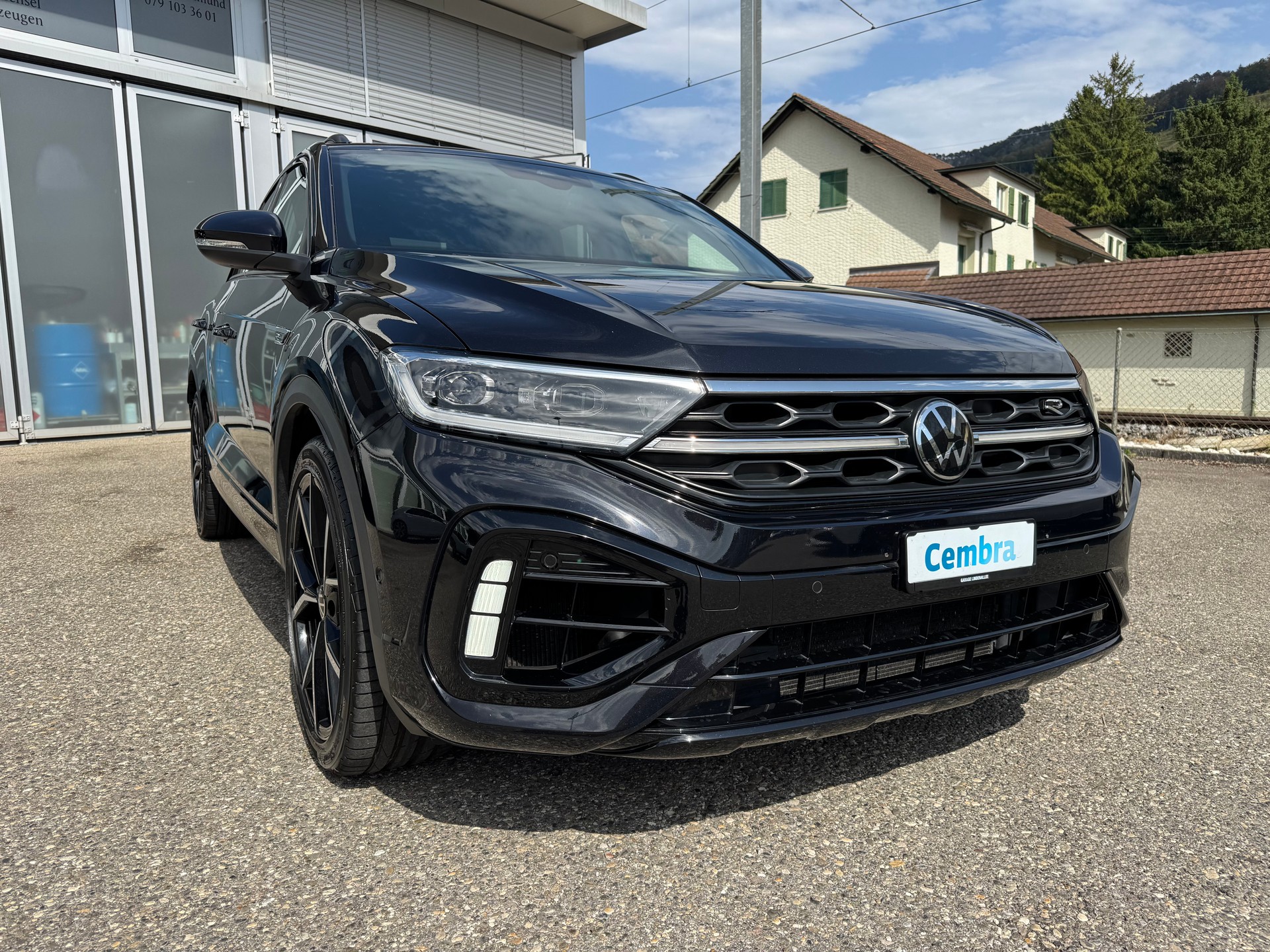 VW T-Roc 2.0 TSI R Performance Akrapovic DSG 4Motion-image-2