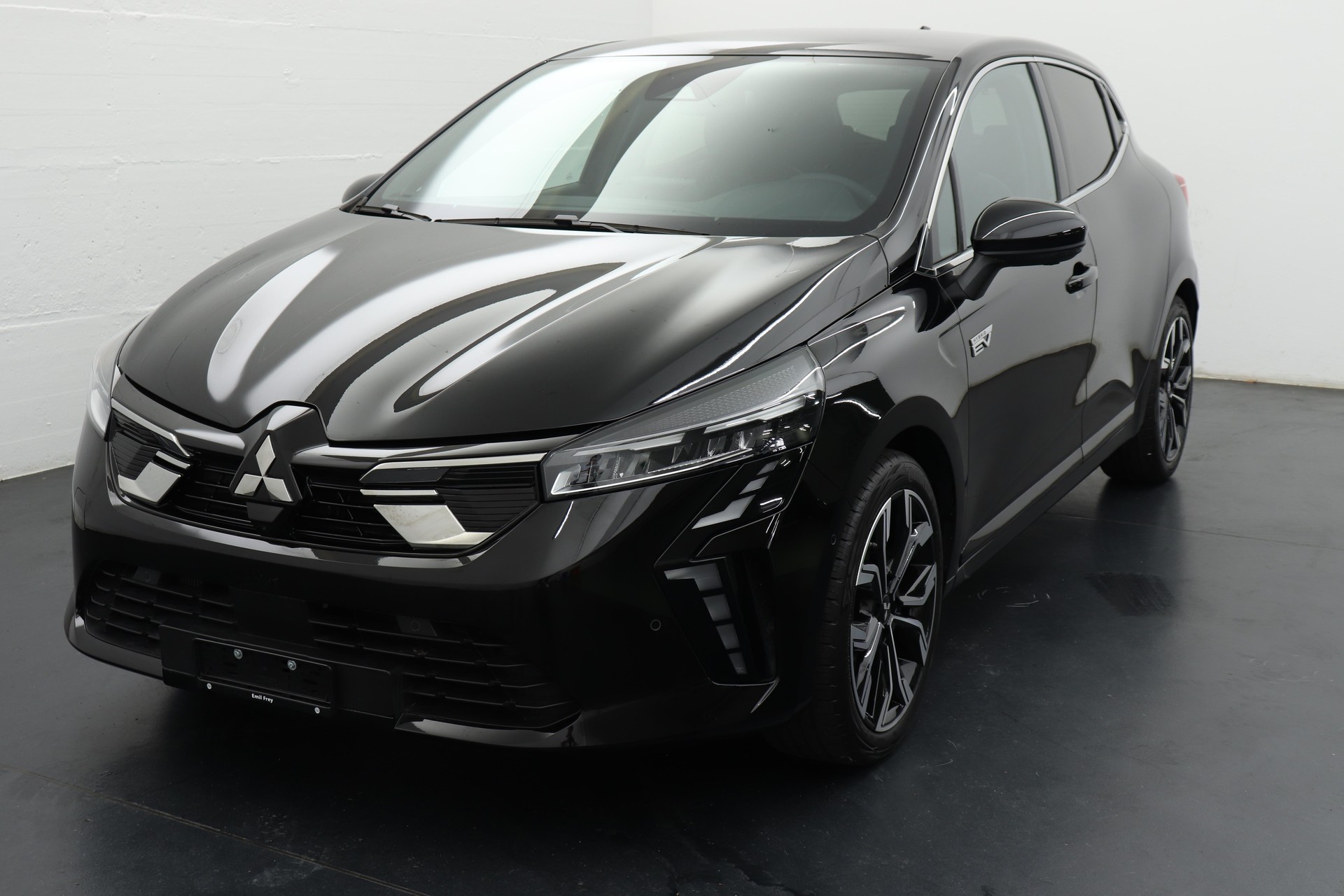 MITSUBISHI Colt 1.6 HEV Instyle-image-0