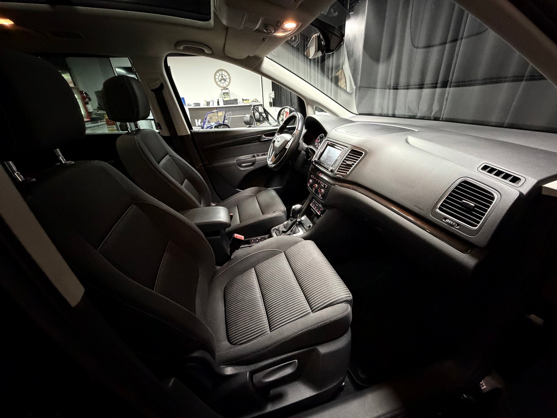 SEAT Alhambra 2.0 TSI Style DSG-image-26